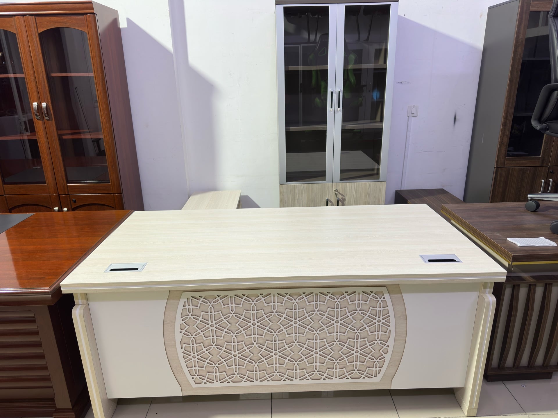 Used Desks/Chairs For Sale Call — 33087737 - Image 3