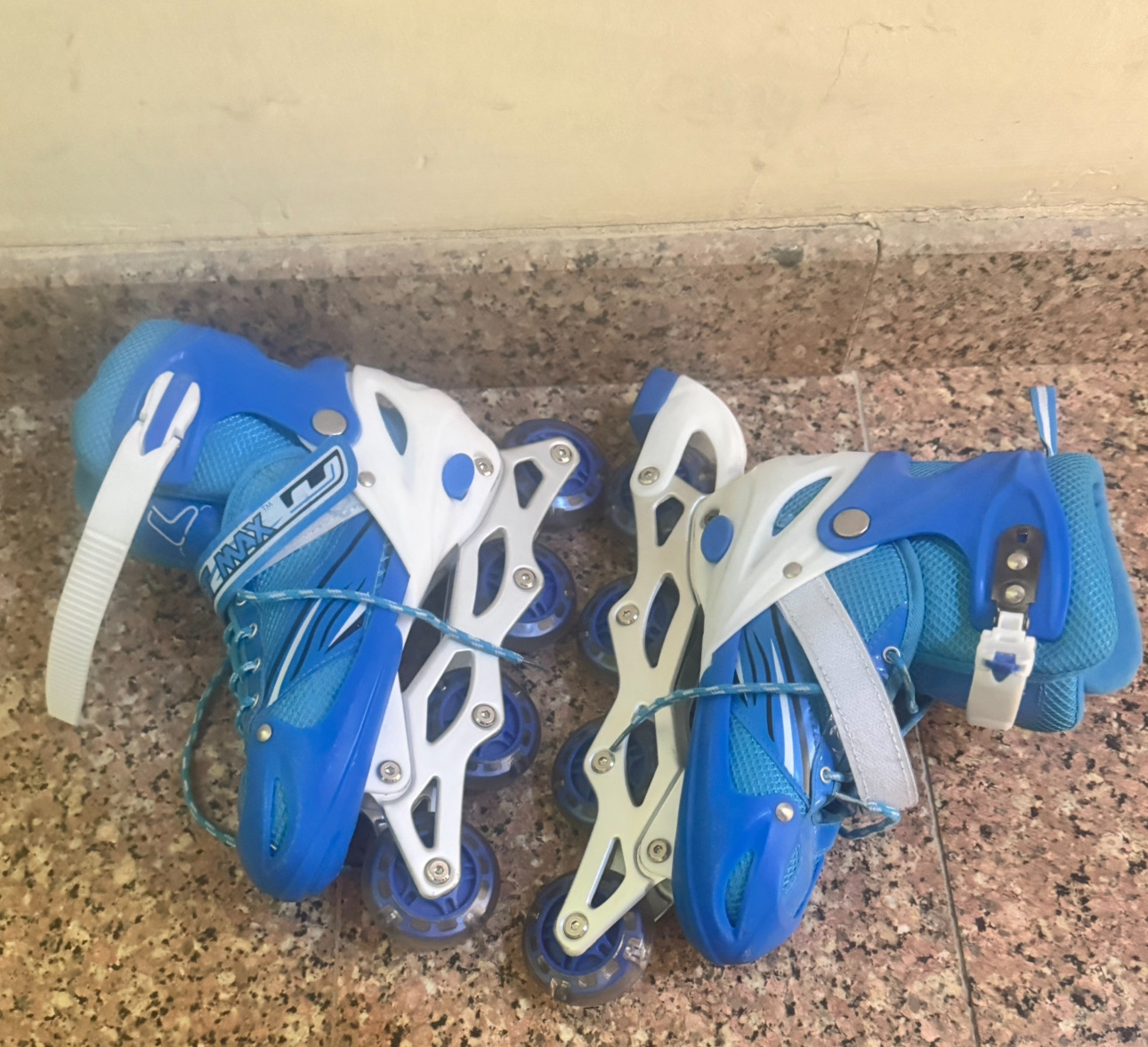 Kids roller skates  - Image 8
