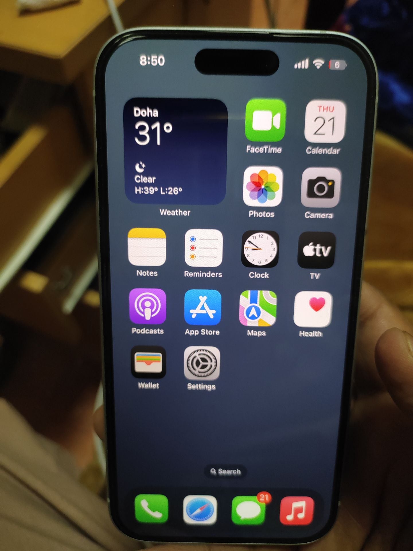 iPhone 15 - Image 4