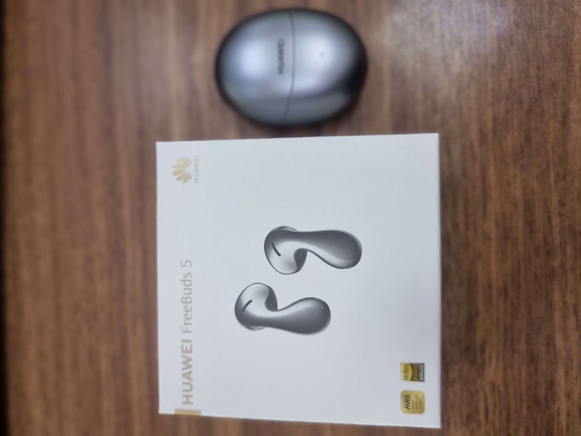 HUAWEI FreeBuds 5
- Image 1