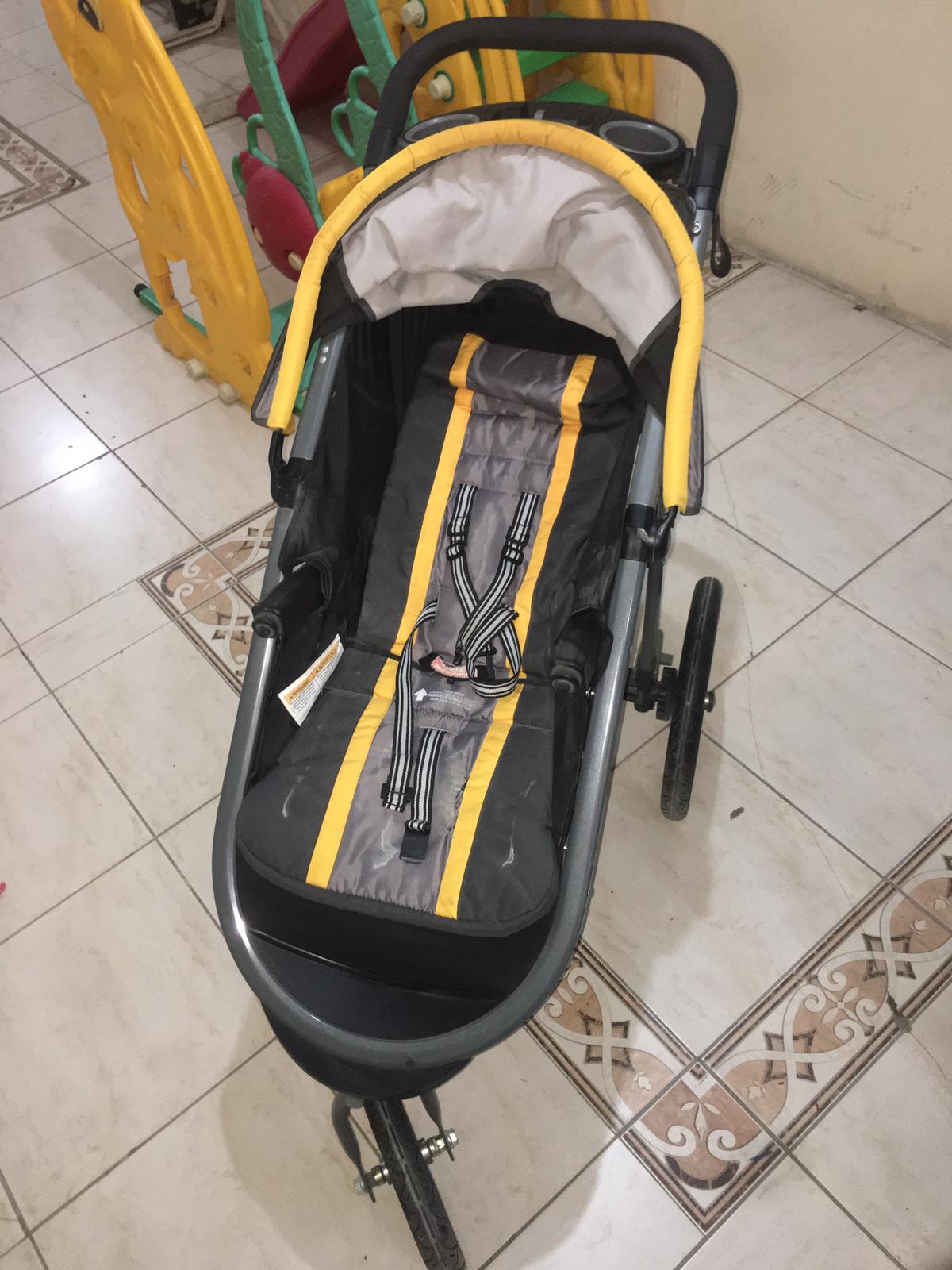 Foldable baby stroller - Image 3