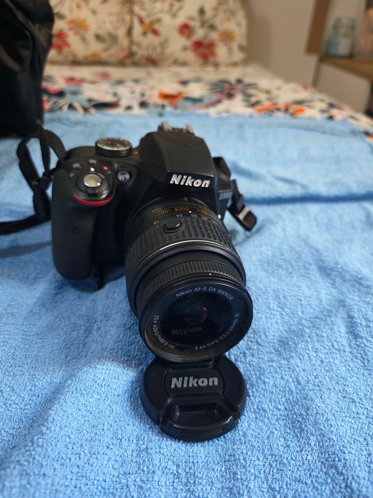 Nikon D3300 digital SLR camera launched in 2014 with Nikon AF-S 18-55 lens - Image 1