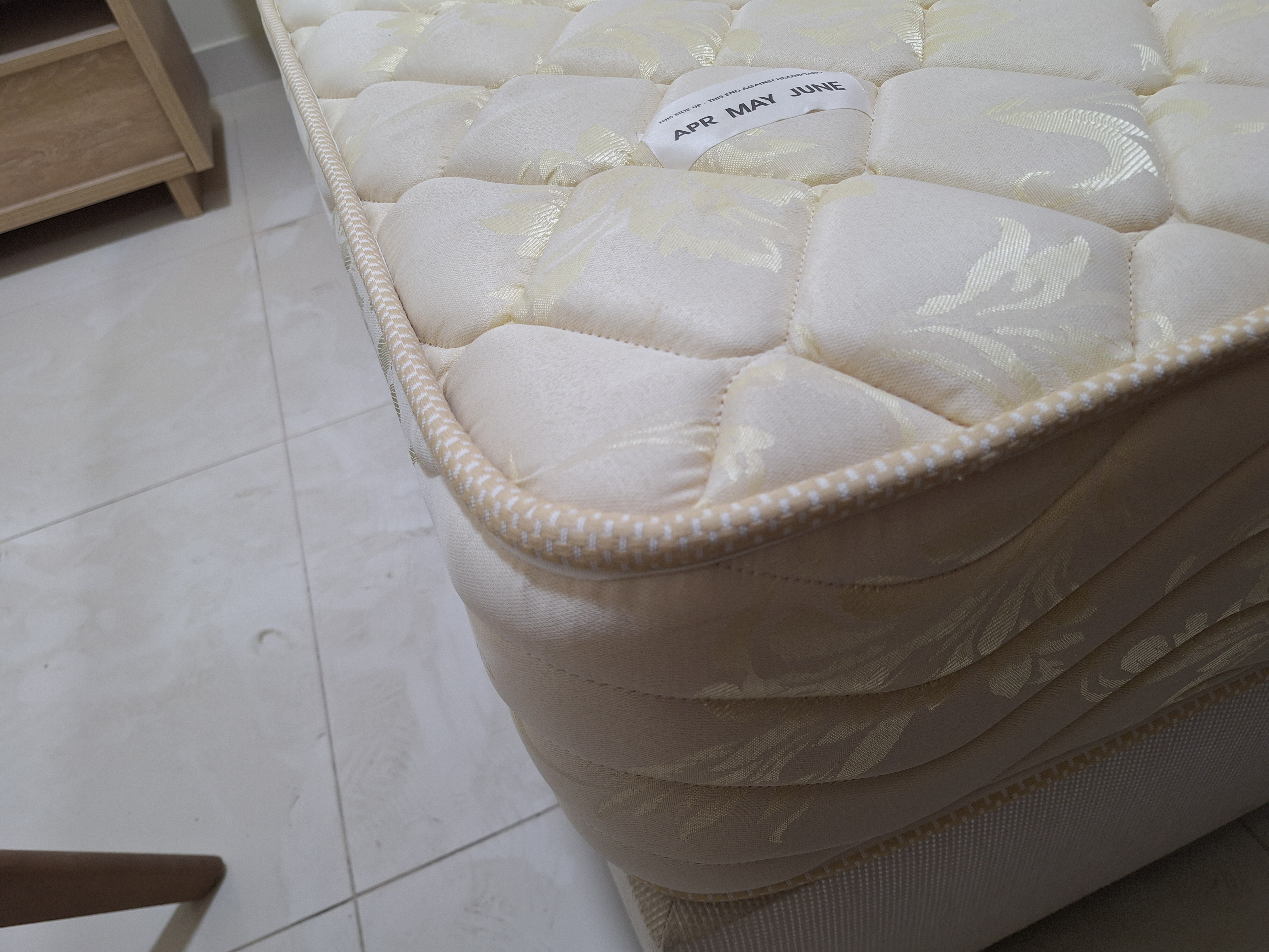 Queen size bed & mattress for sale. Negotiable price - Image 4