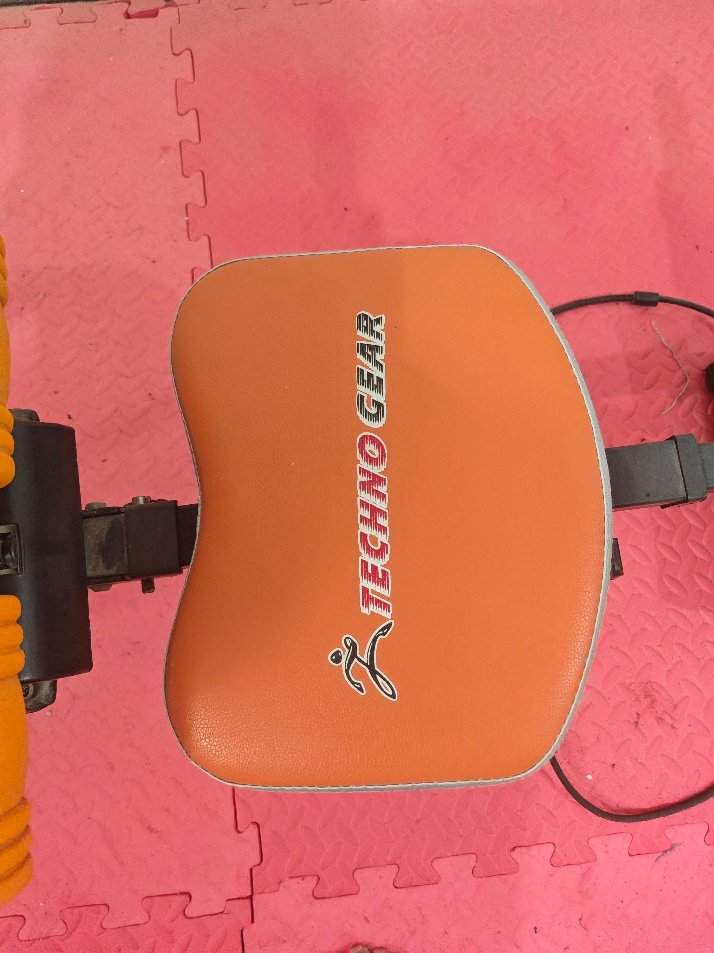 Bench, workout, exercise - Image 8