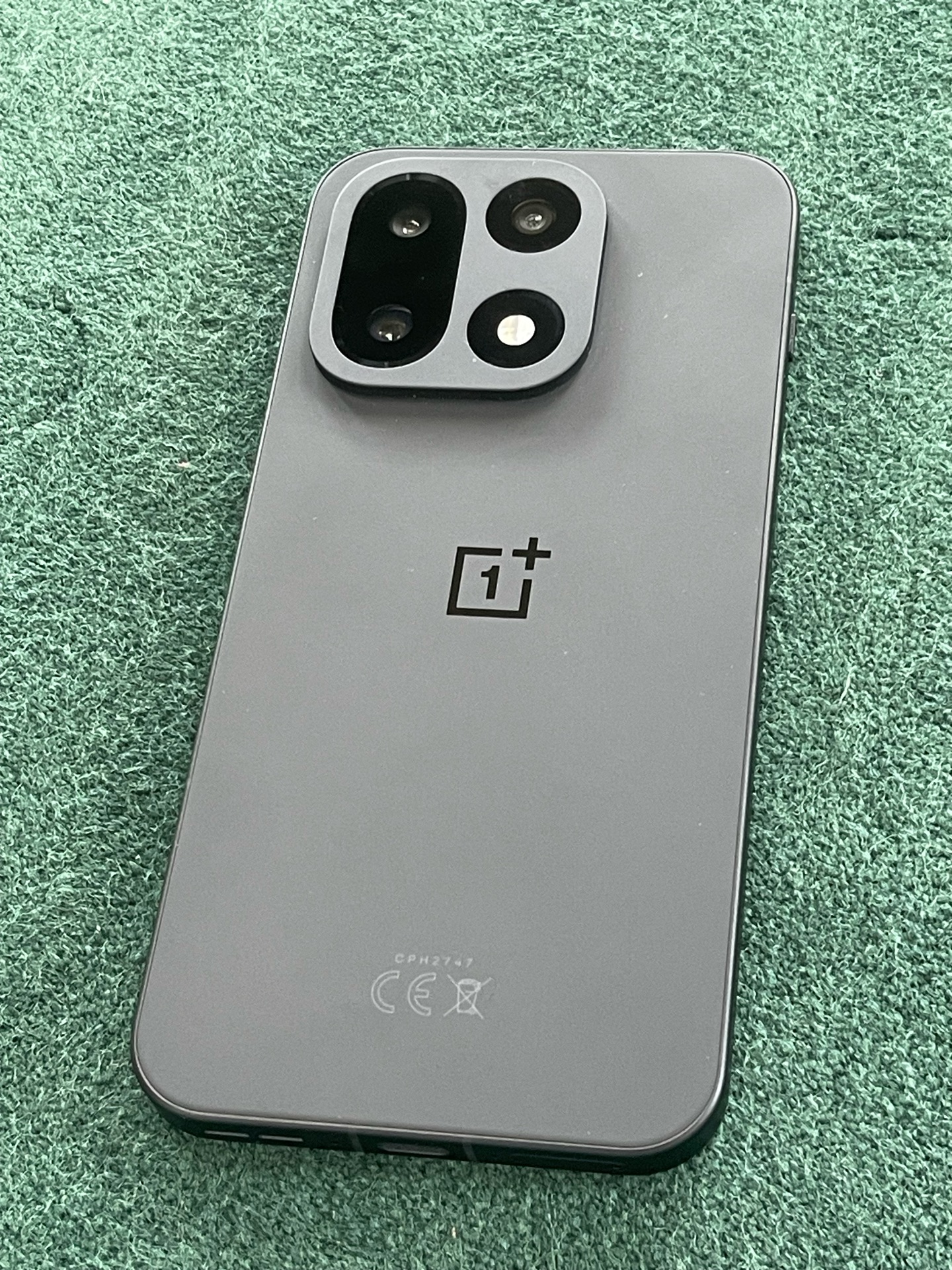 Oneplus 15 like new - Image 3