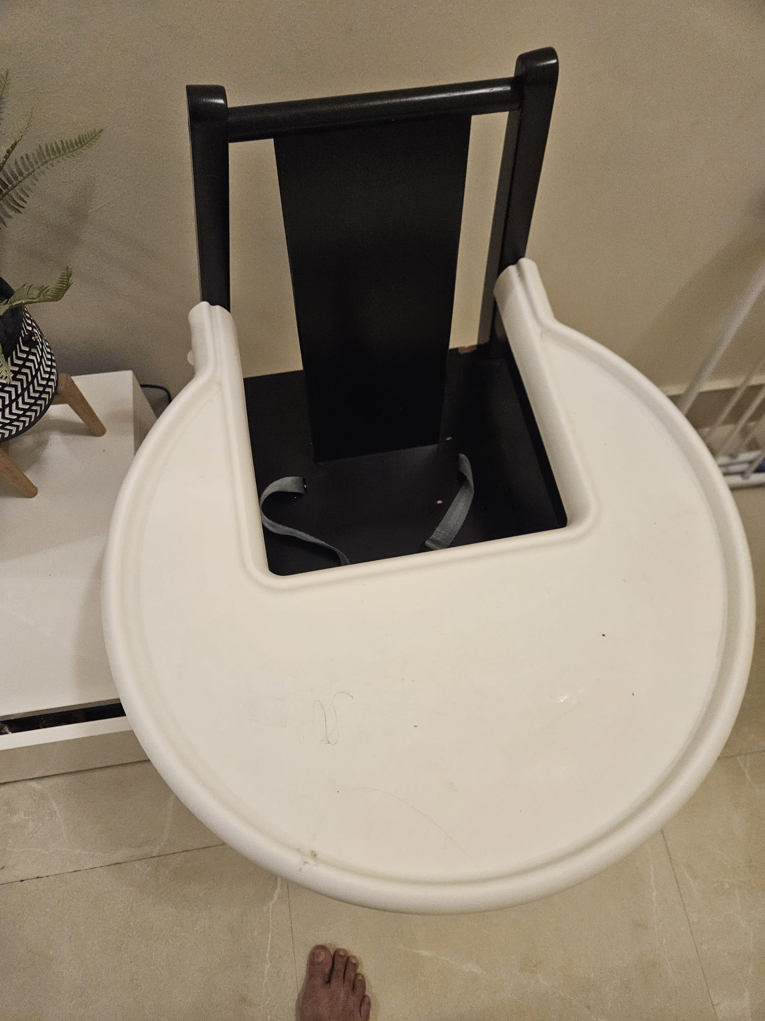 Baby chair for sale. - Image 2