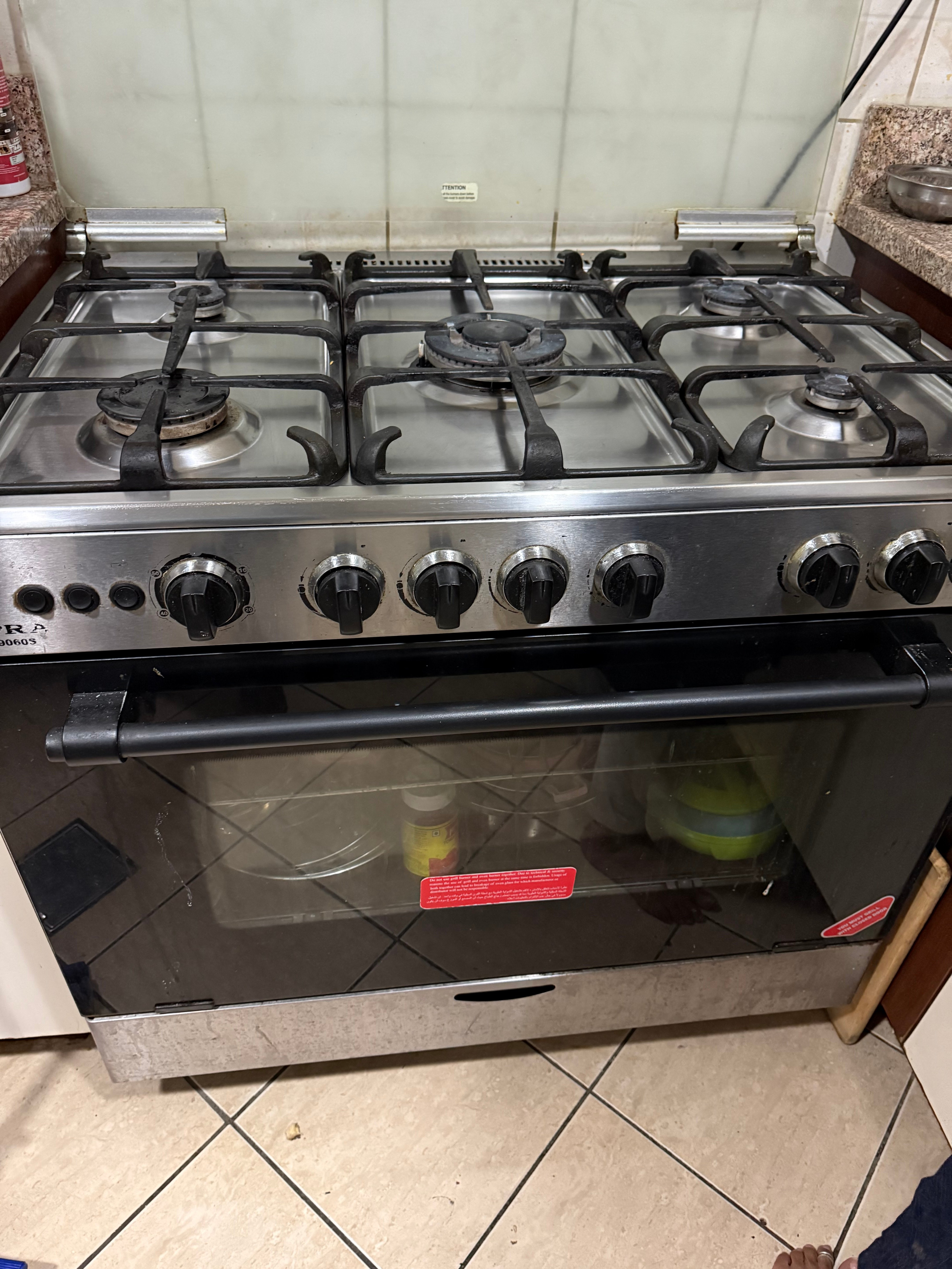 Gas Stove - Electric Oven - Image 4