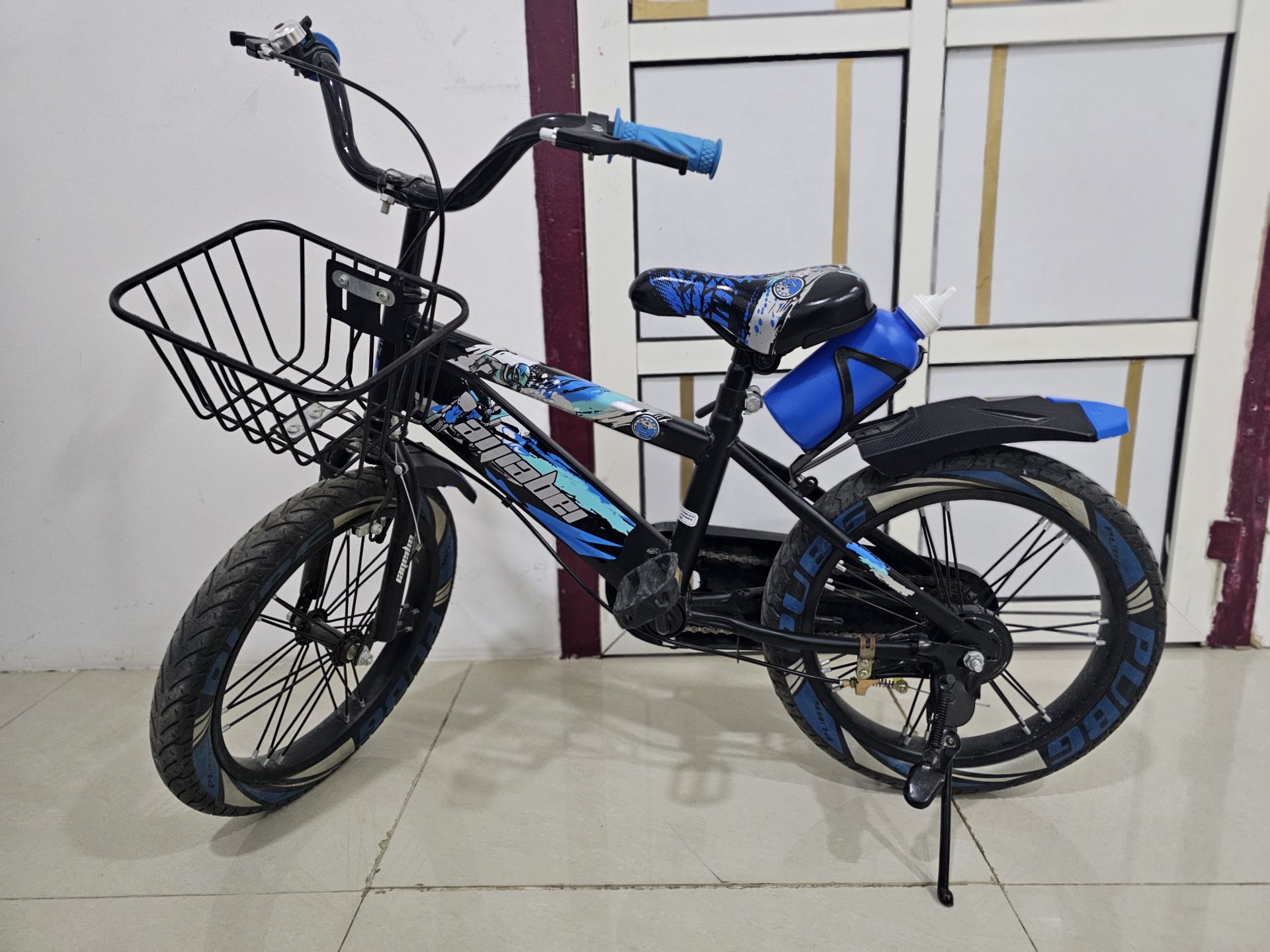 Kids bicycle  - Image 8