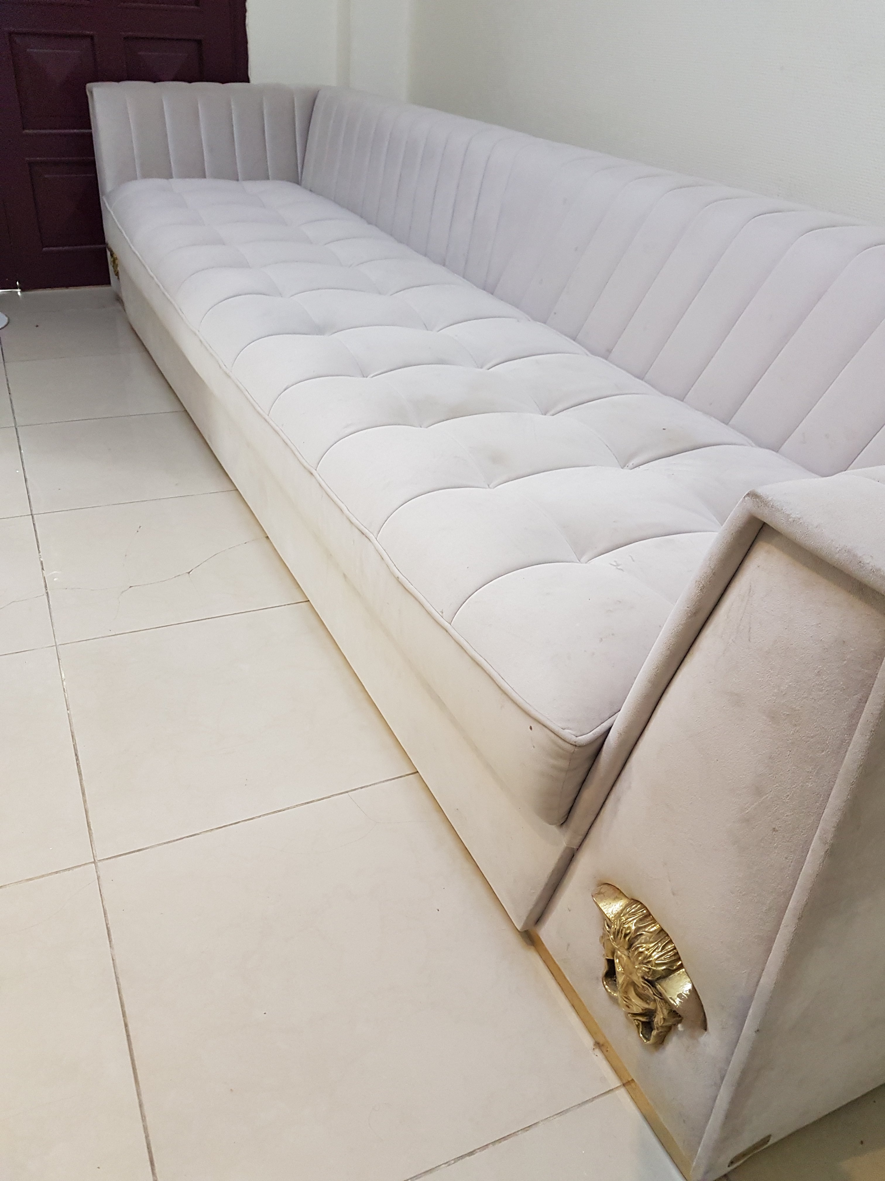 7 Person elegant gold decorated sofa set. - Image 2