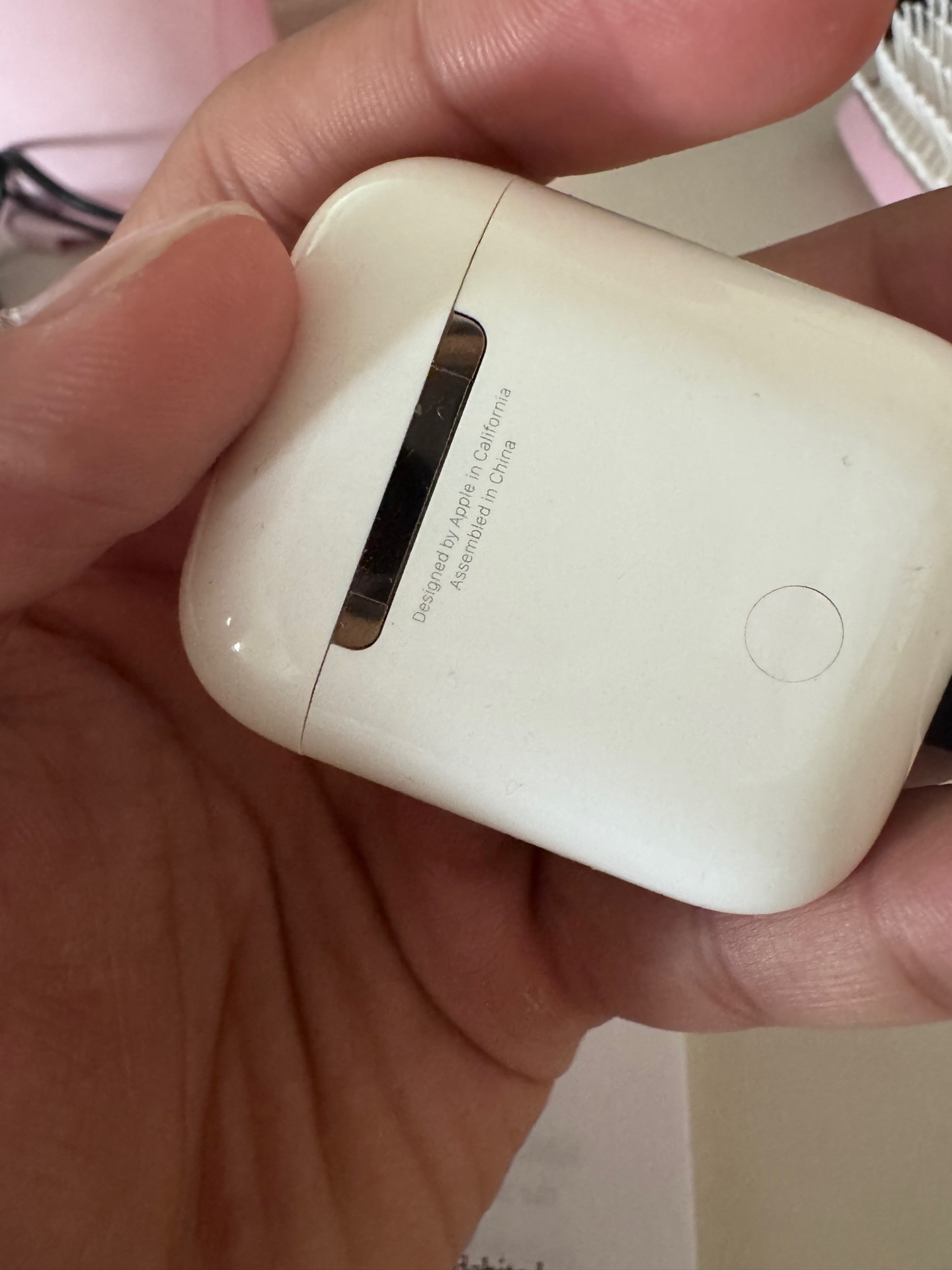 Apple airpods 1st gen (only left airpod right one lost) - Image 2