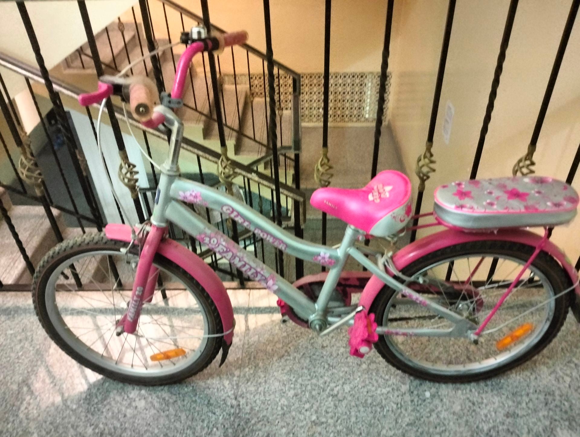 Girls Pink cycle—7-11. - Image 2