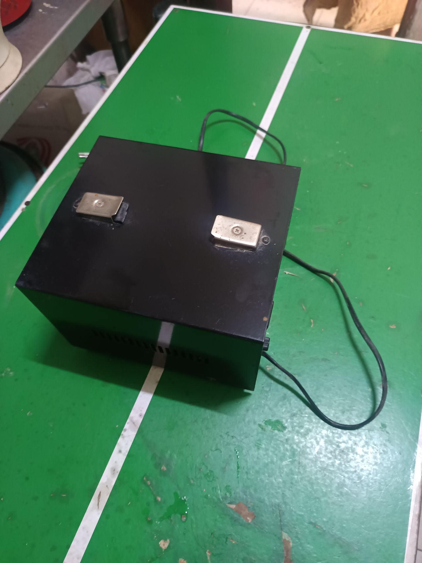 Voltage changing transformer  - Image 4