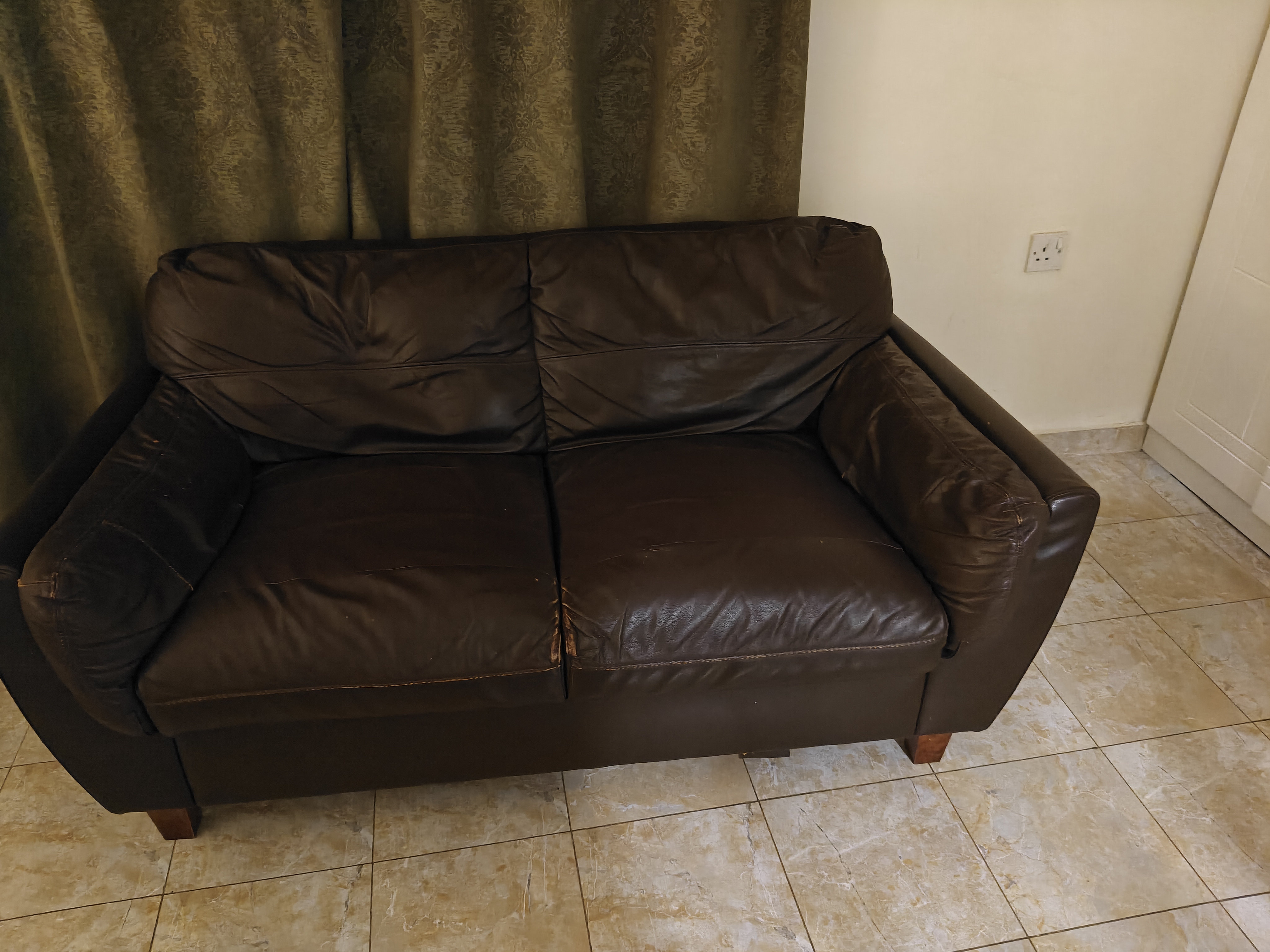 2 seater sofa - Image 5