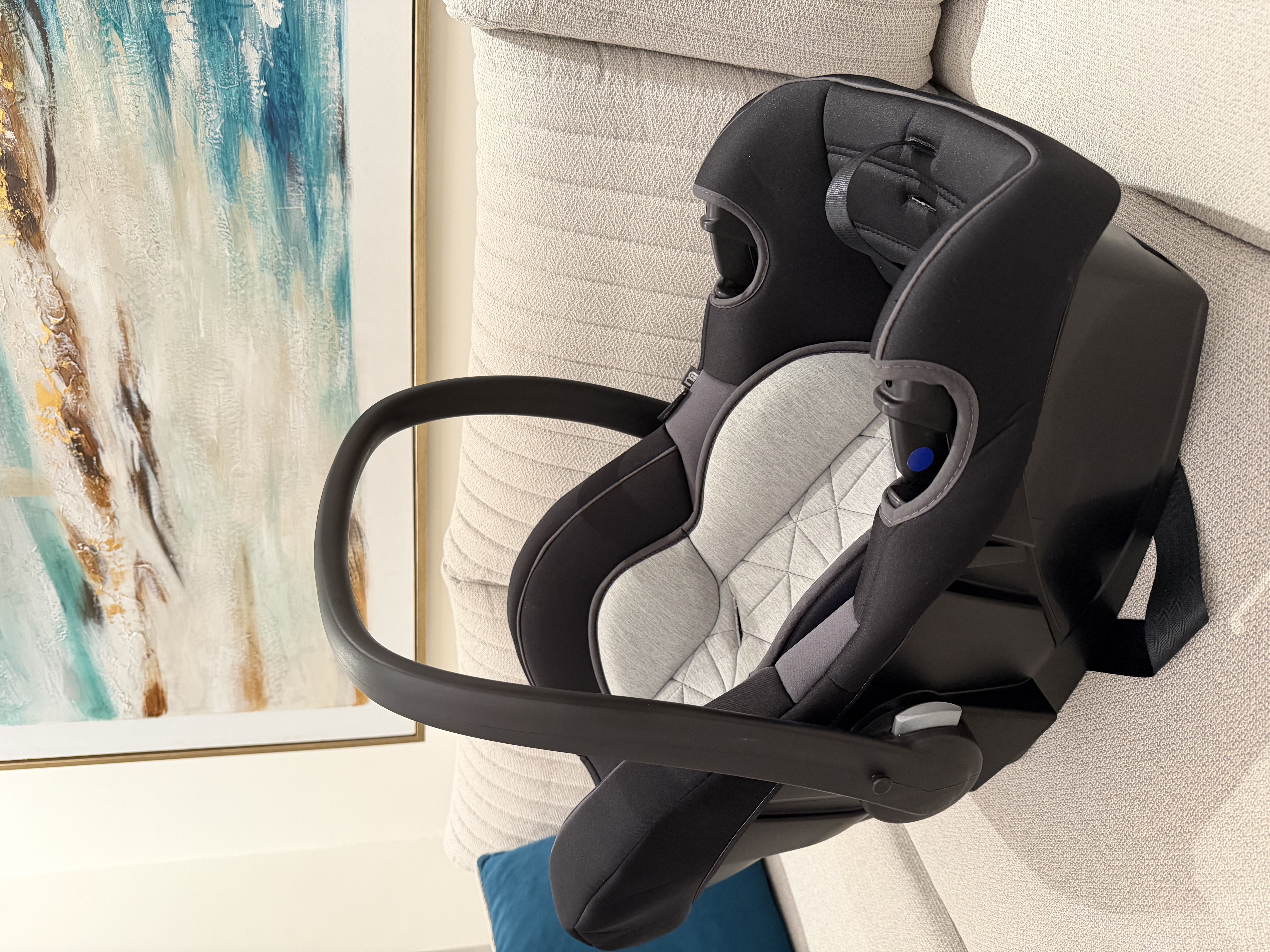 Mothercare car seat & Centrepoint bath tub - Image 7
