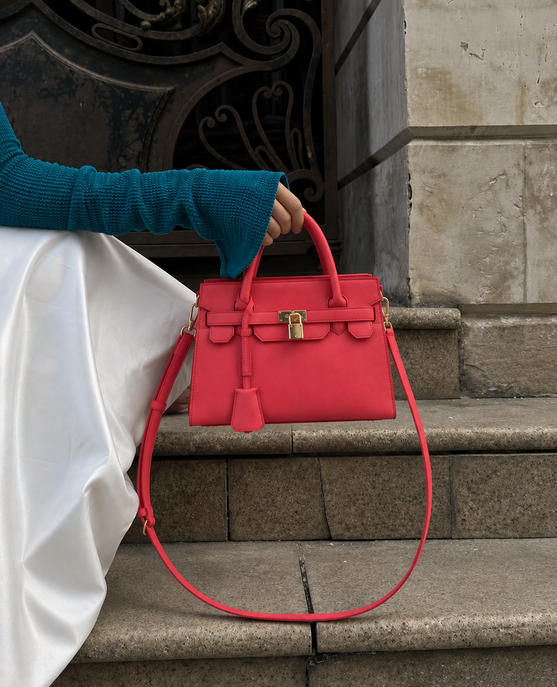 Women's handbags and wallets - Image 10