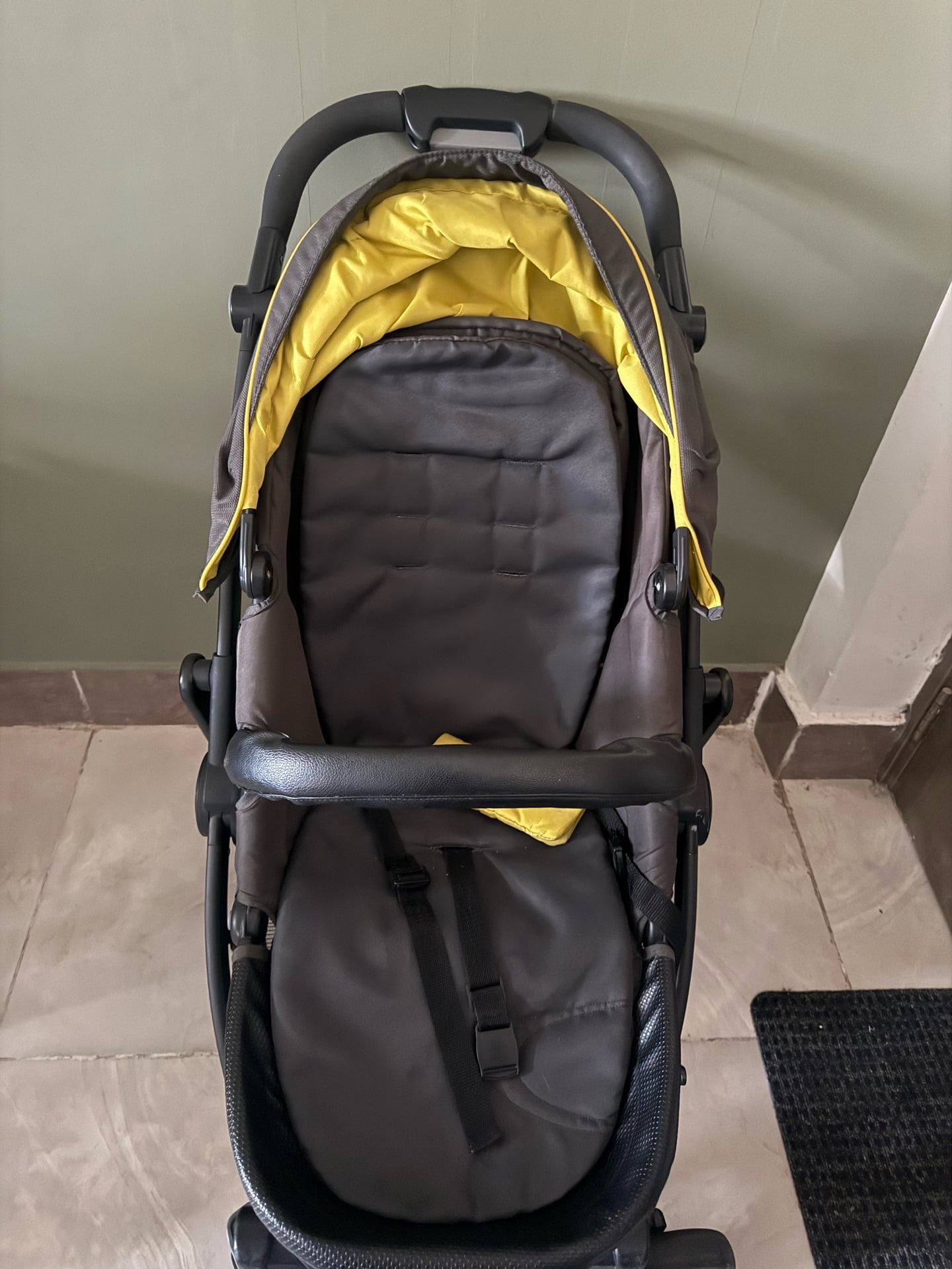 Graco baby stroller - Image 4