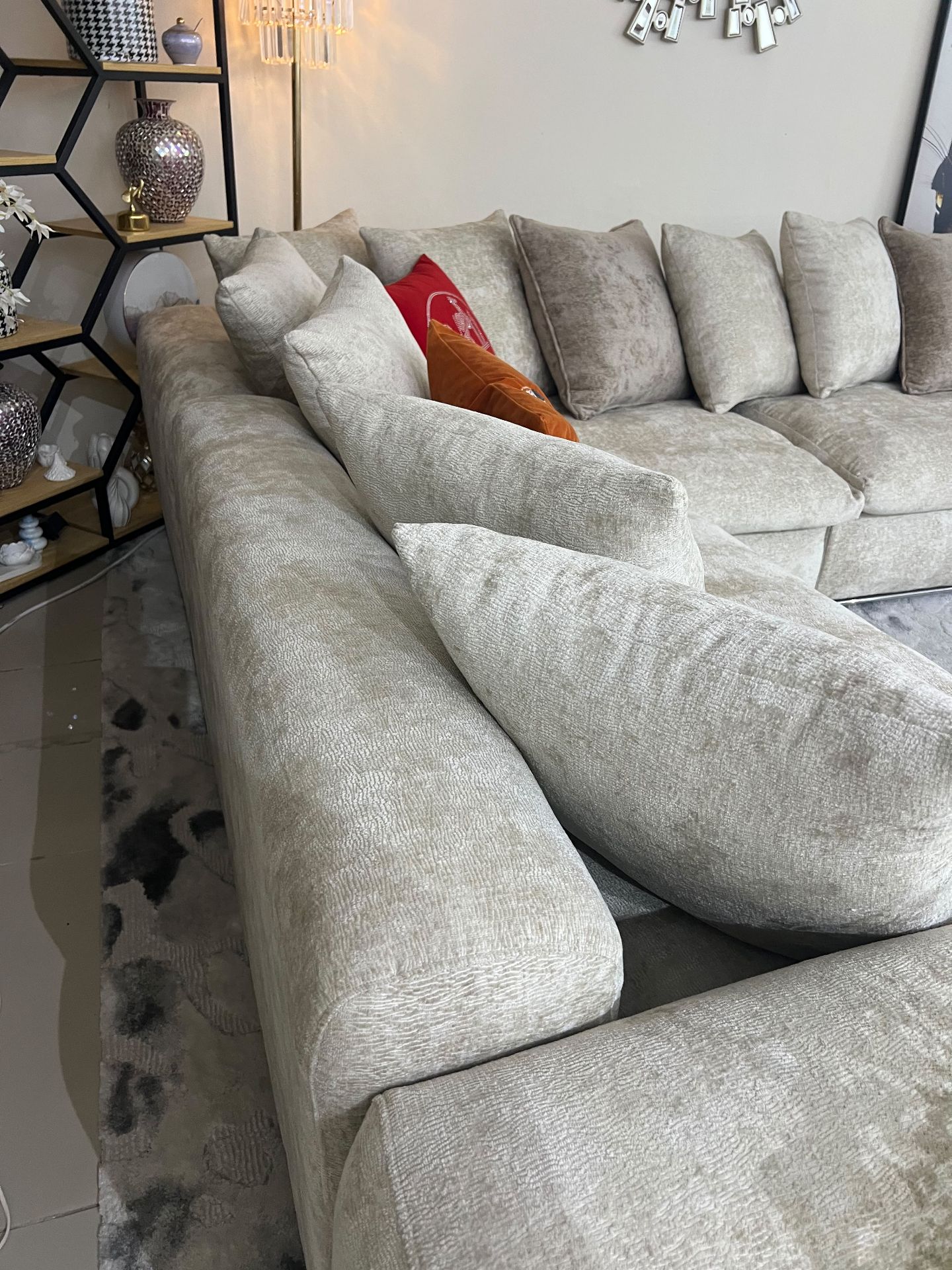 100% BREND NEW HOME CENTER U SHAPE SOFA FOR SELL CALL OR WHAT'S APP > 71532454 - Image 3