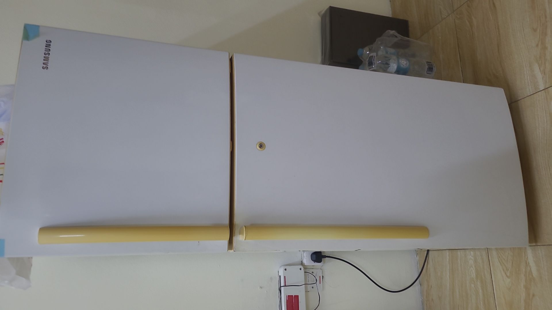 Samsung refrigerator 280 litre double door - Image 1