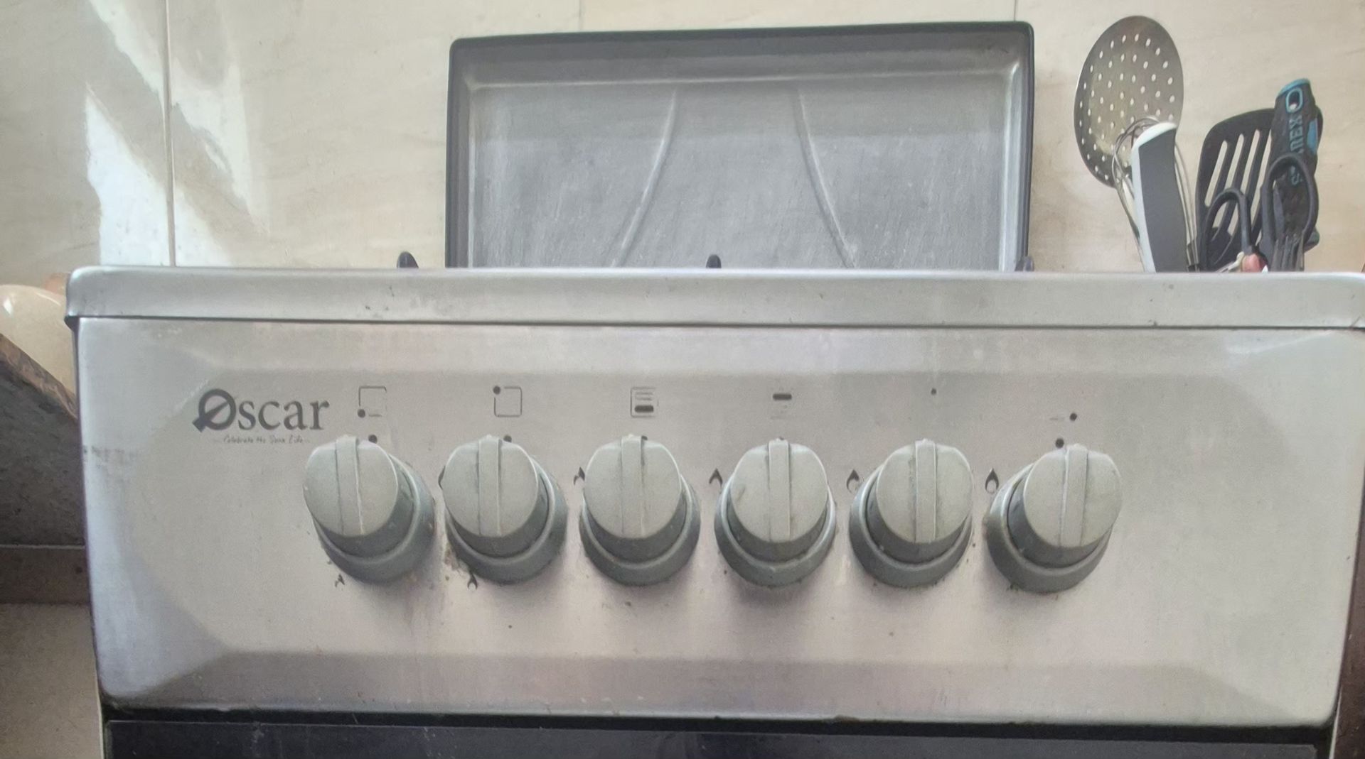 Cooking Range with 4 burners - Image 5