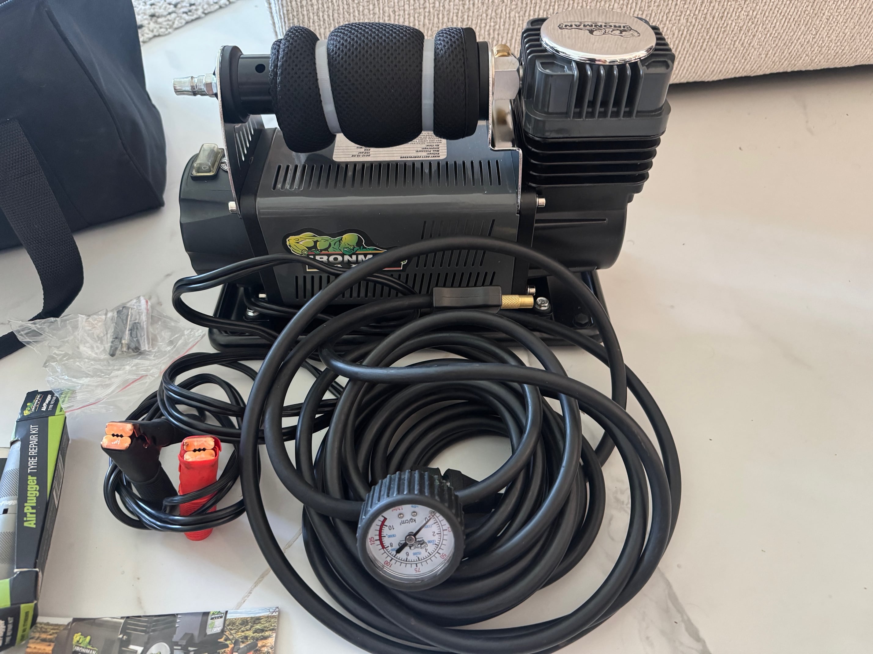 Ironman 160 liter air compressor with accessories - Image 2