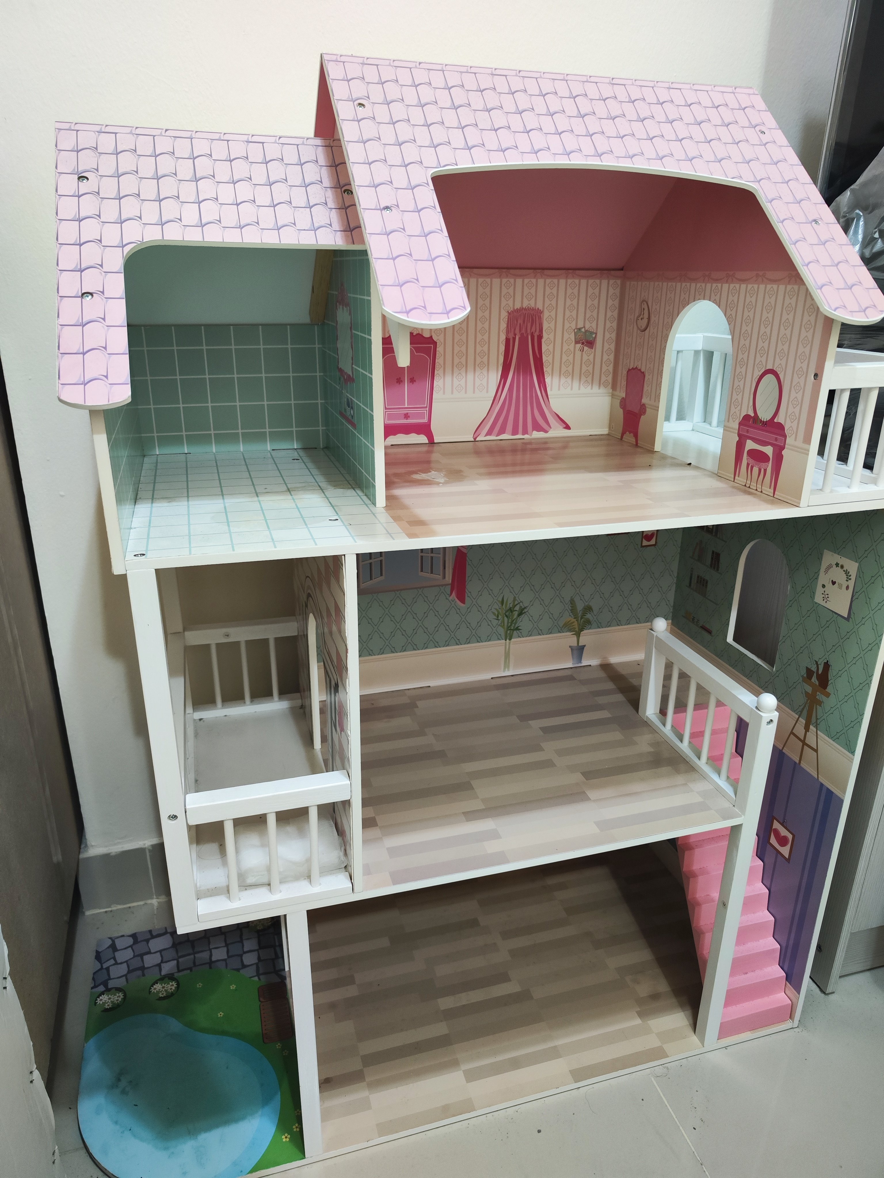3 Storey Doll House - Image 1