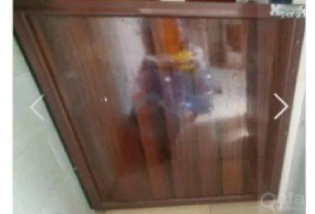 Kitchen door for baby protection  - Image 4