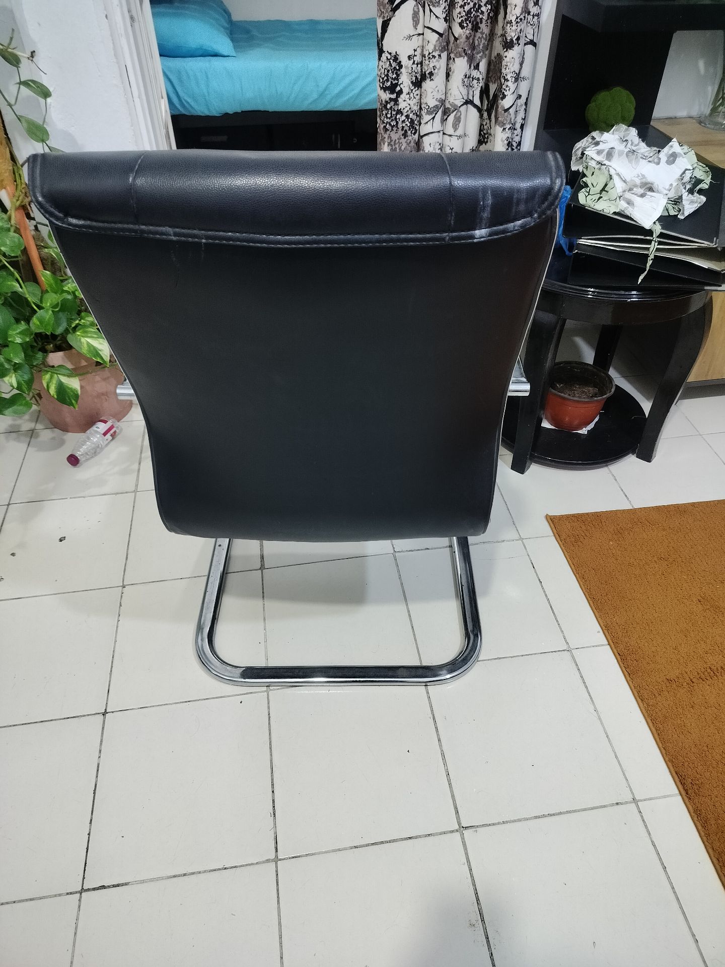 Office and Home Chair  - Image 3