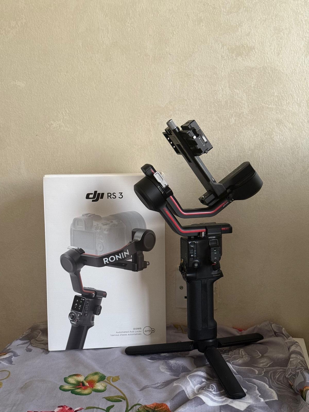 DJI RS3 GIMBAL (brand new condition with box) - Image 1