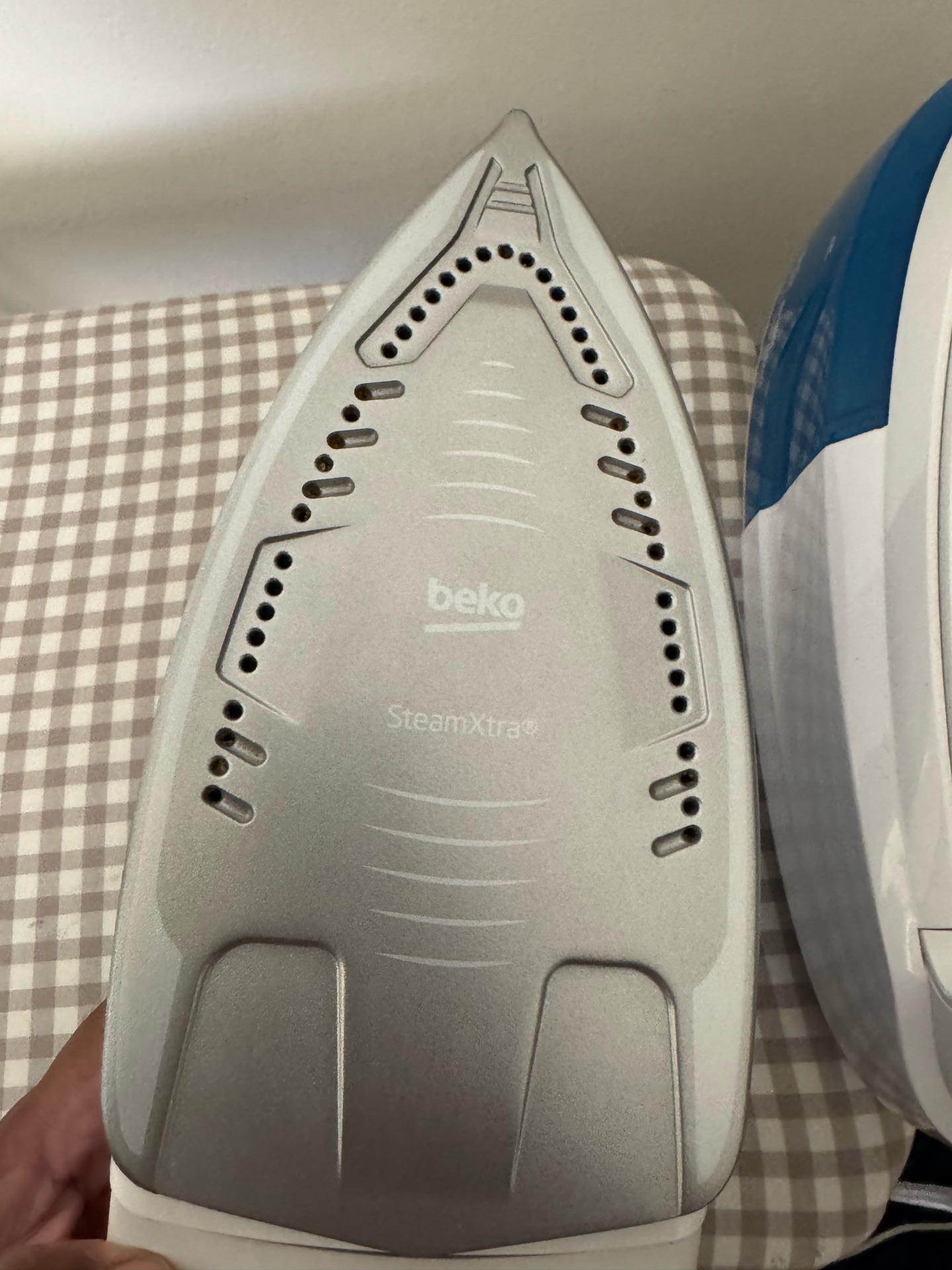 Steam Iron 2400W - Image 4