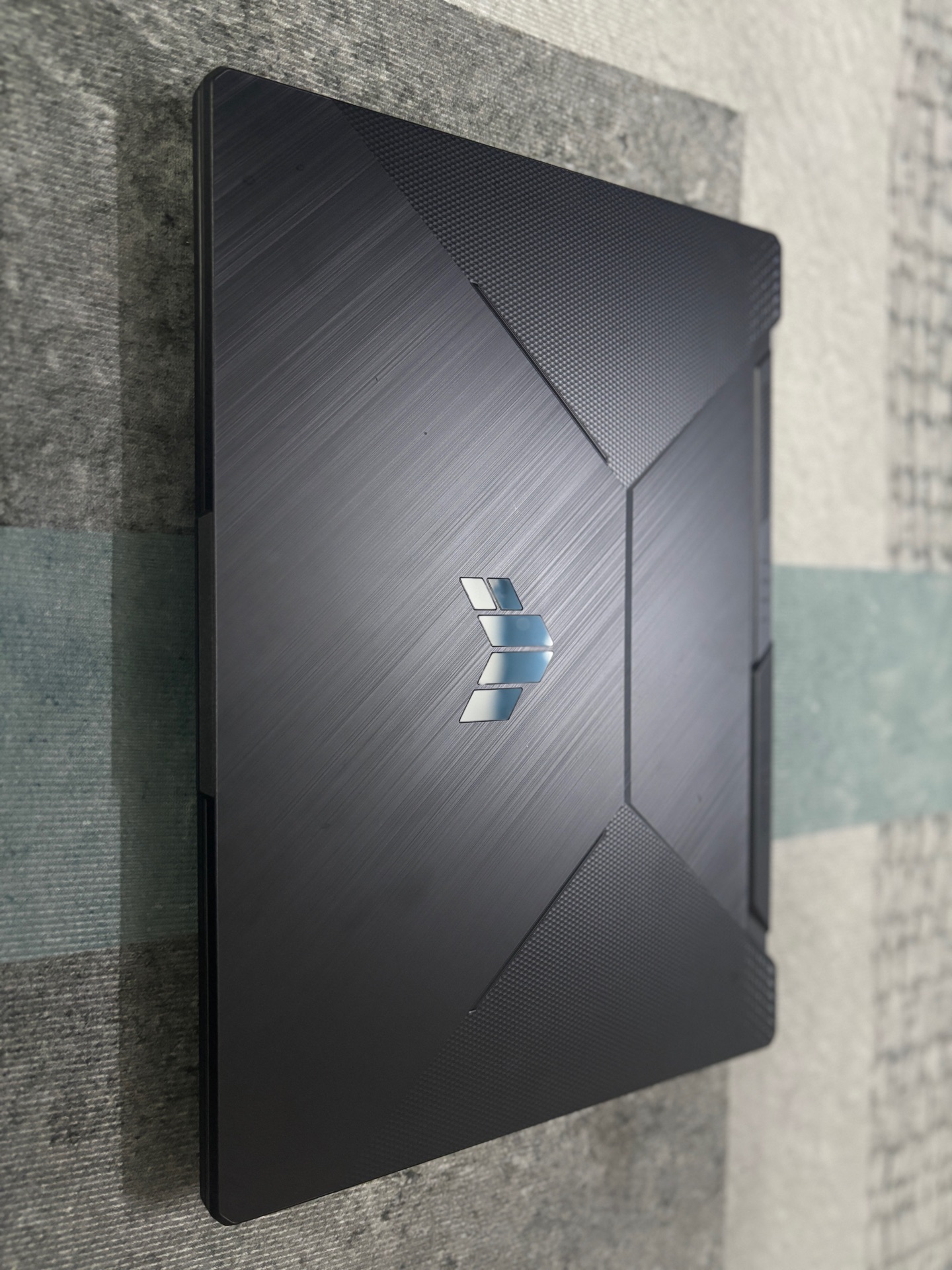Asus tuff gaming A15 - Image 2