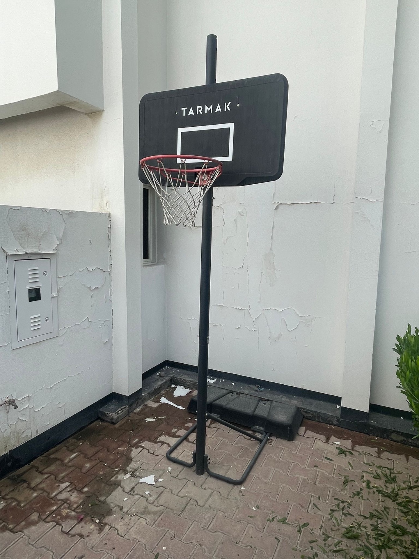 Tarmak basketball hoop  - Image 3