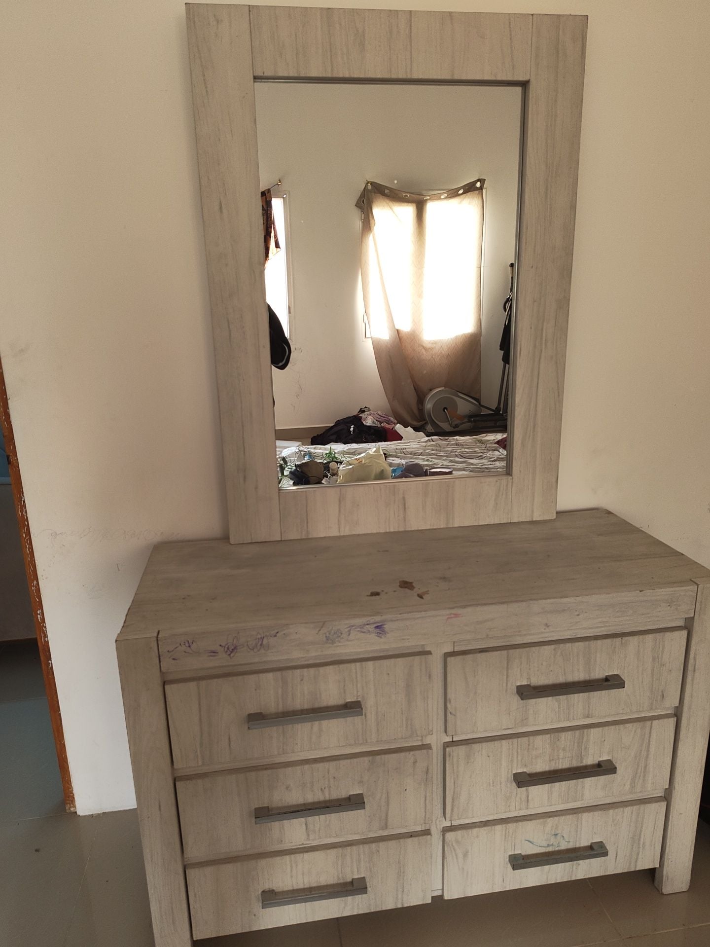 Dressing Table - Image 4