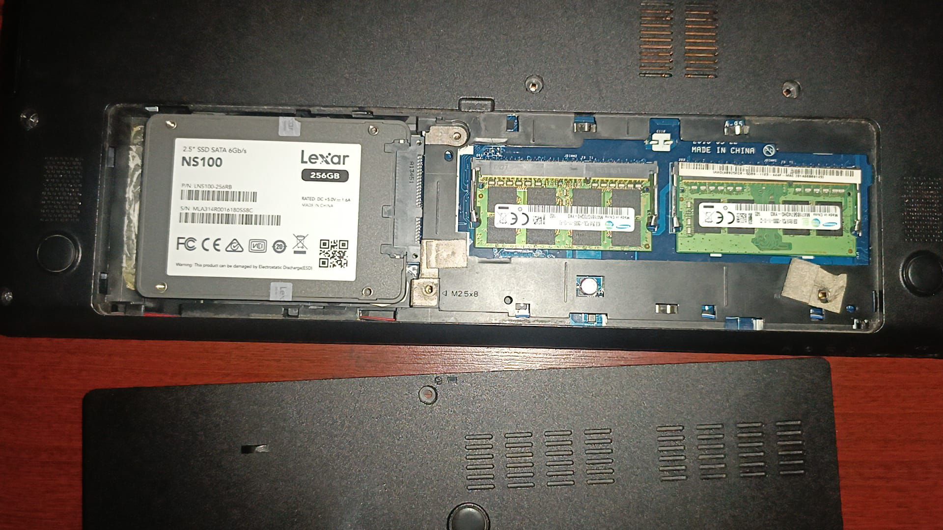 Acer Aspire E1-572G  - Image 7