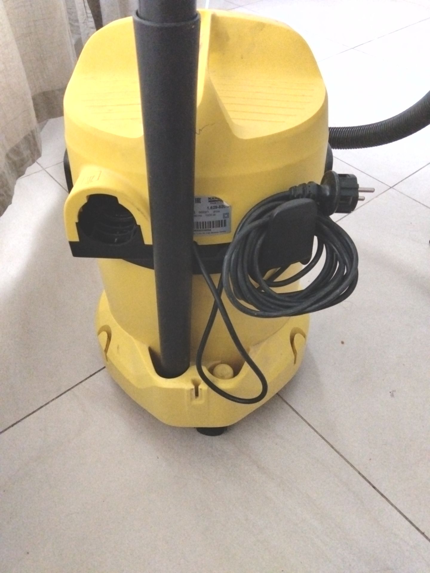 Vacuum  - Image 4