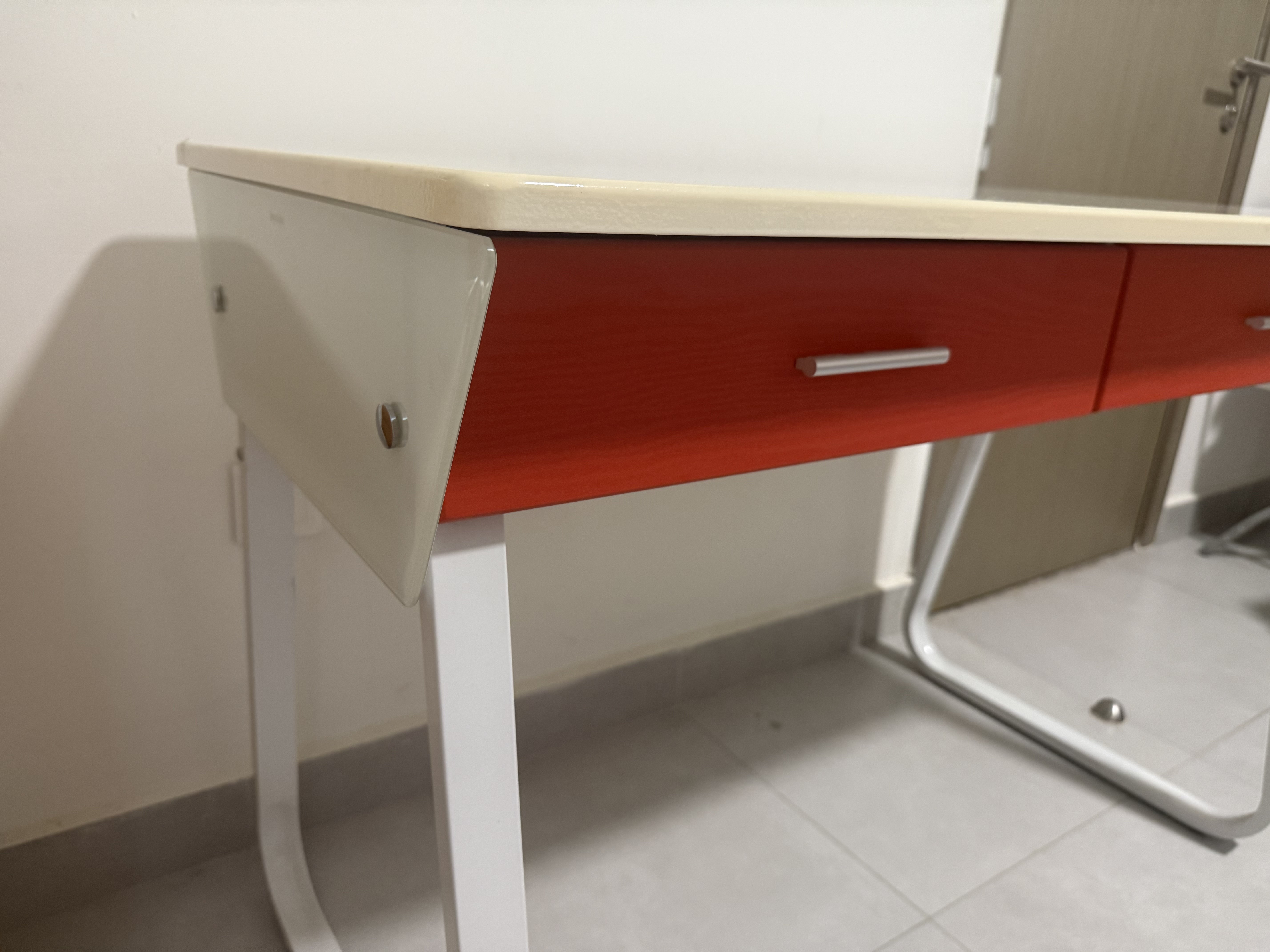 Desk 110x58 cms - Image 4
