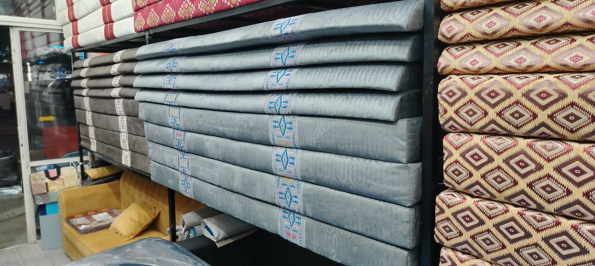 Curtain and sofa carpet  - Image 10
