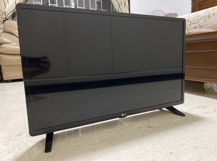 LG 32’’ inch TV - Image 2