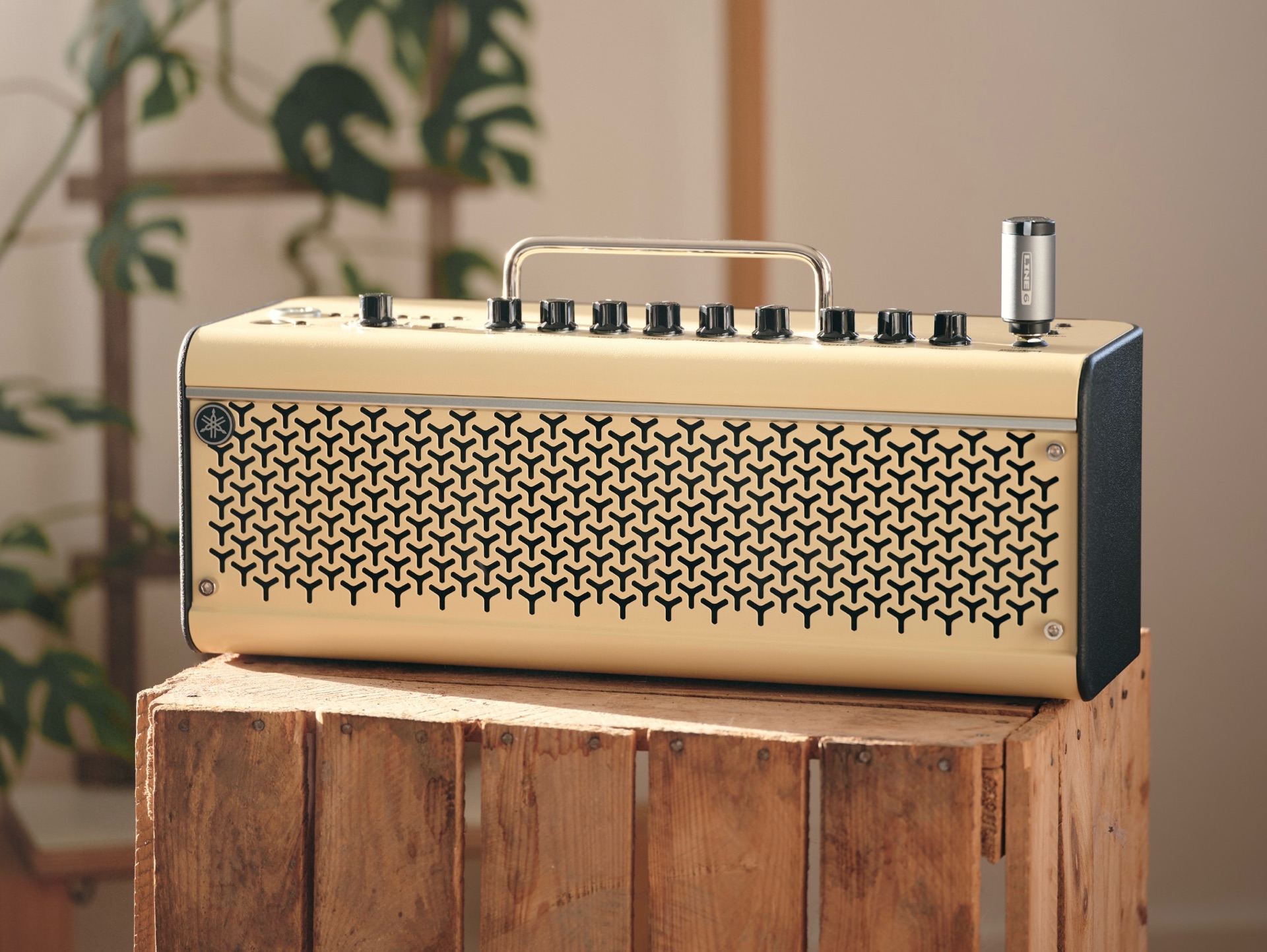 Yamaha thr30ii guitar amplifier - Image 3