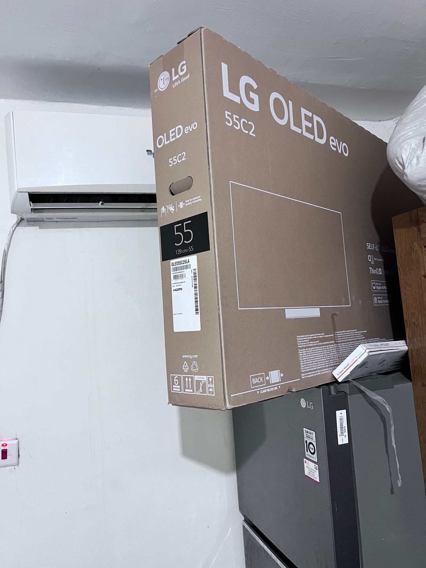 LG OLED 55” - Image 1