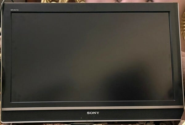 SONY BRAVIA FOR SALE - Image 1