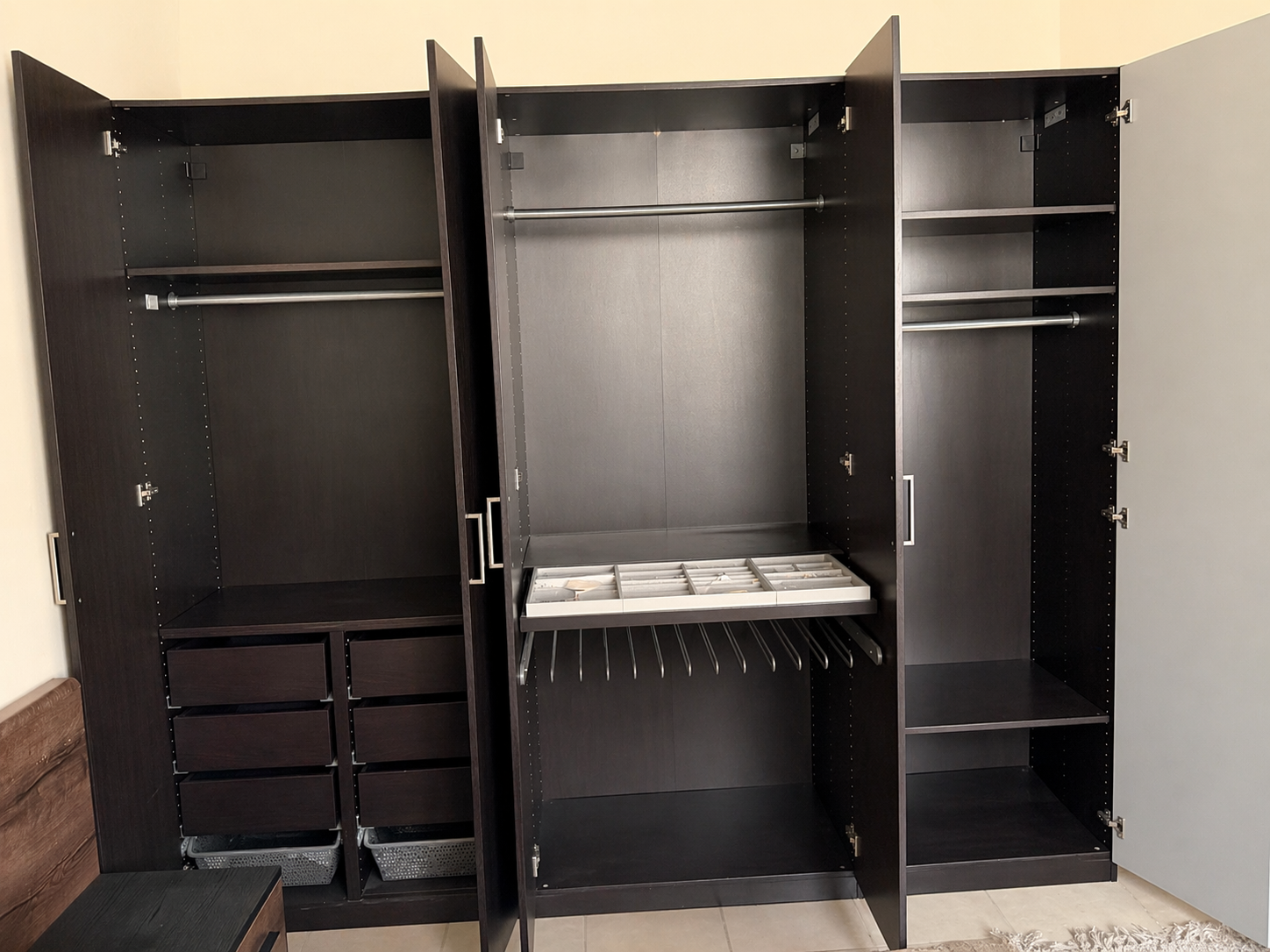 Ikea & Pan Home Modern Bedroom Set for Sale – Excellent Condition - Image 2