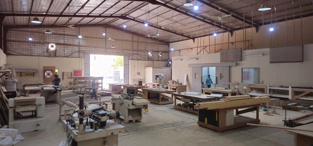 FOR SALE – COMPLETE JOINERY & WOODWORKING EQUIPMENT SET - Image 6
