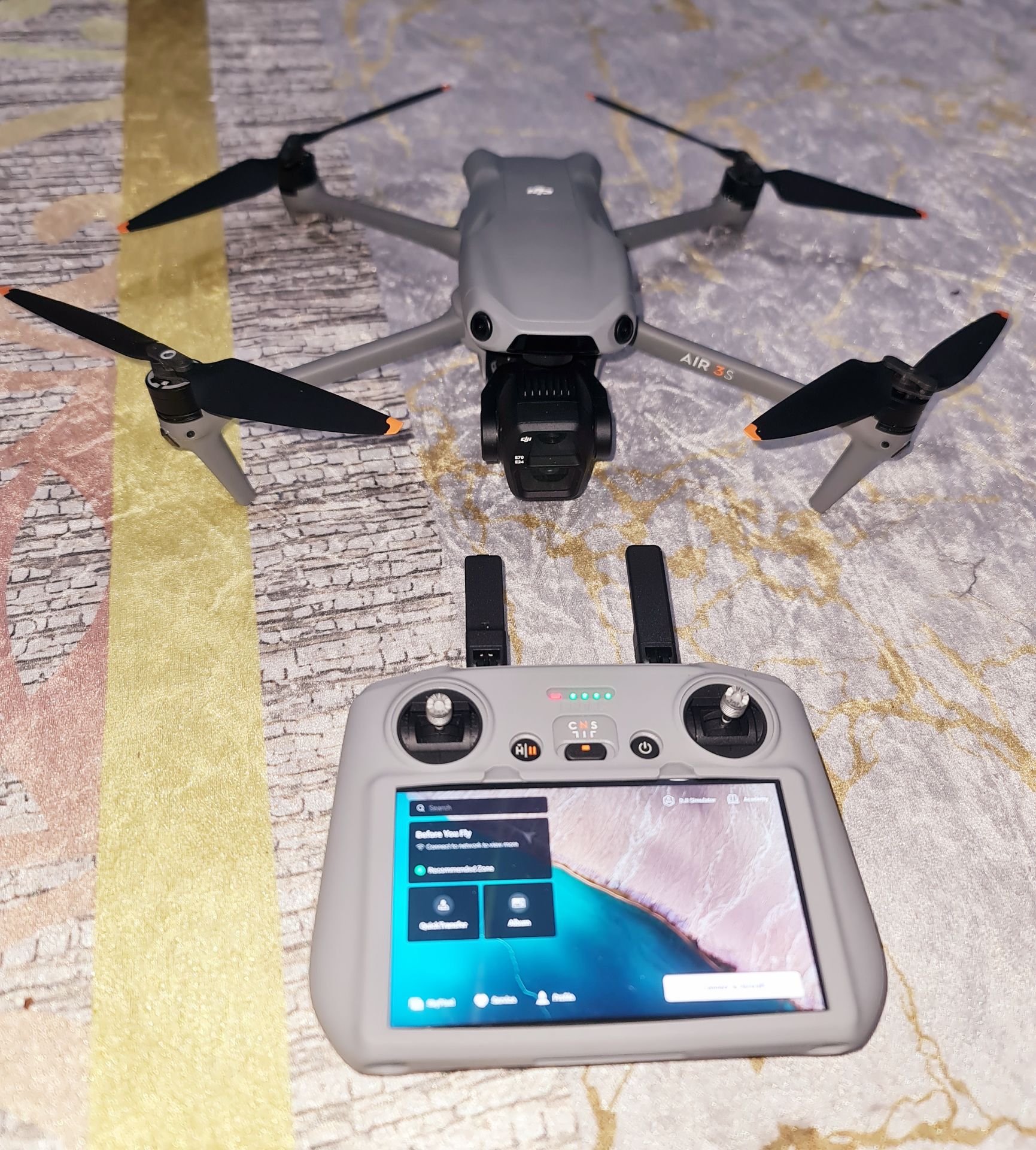 DJI Air 3 S like new - Image 3
