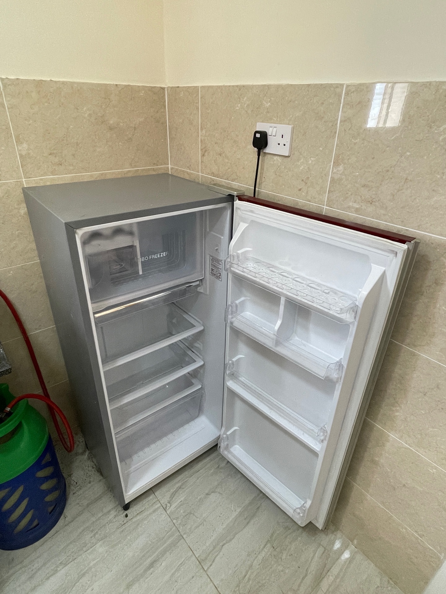 Ikon Refrigerator for sale! - Image 2
