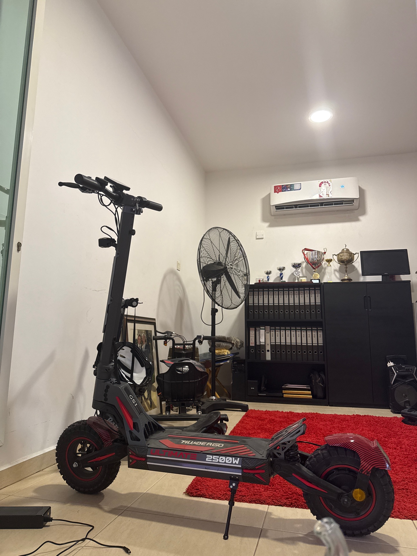 Electric scooter - Image 4