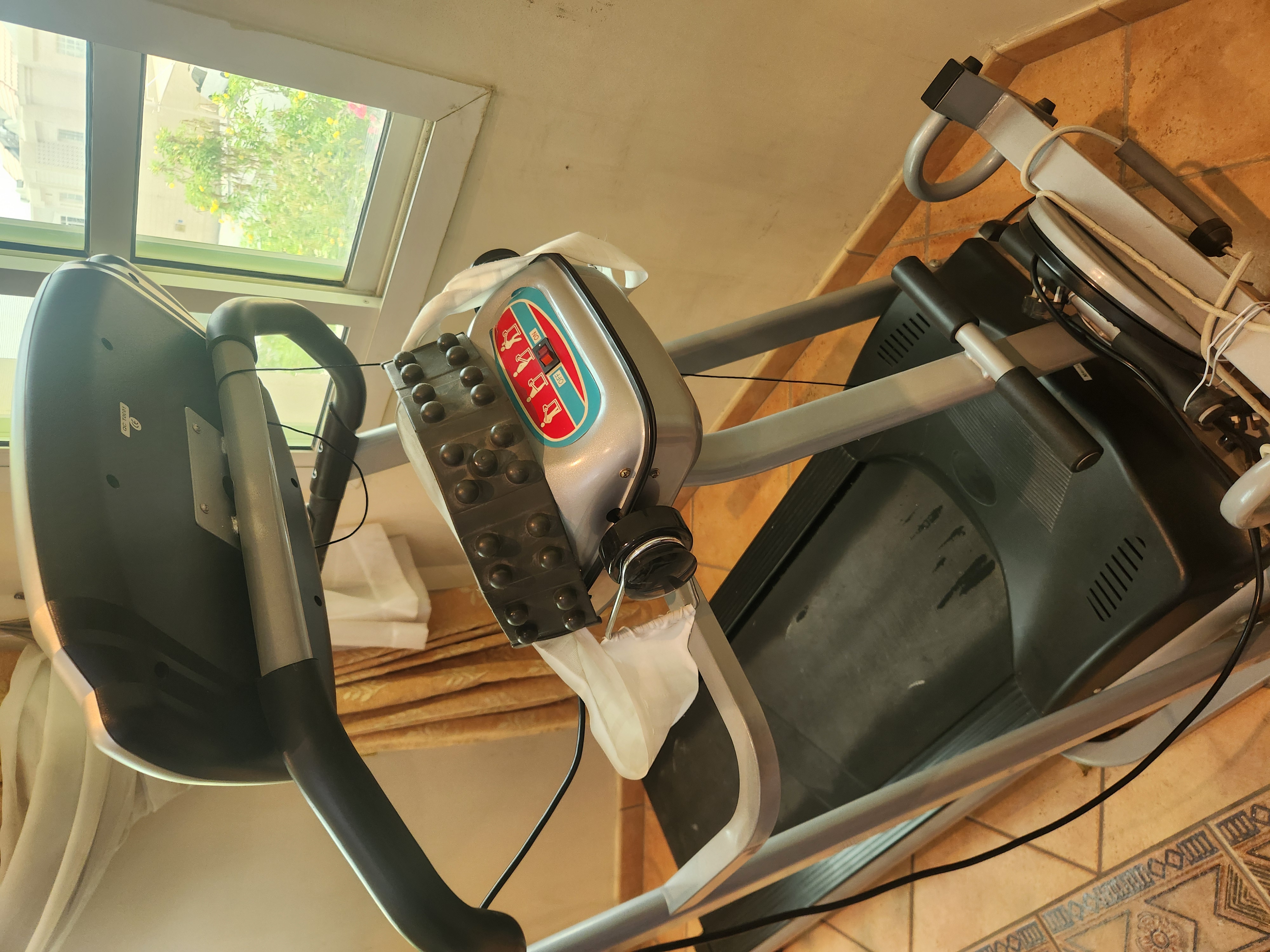Treadmill & Massage Belt - Image 3