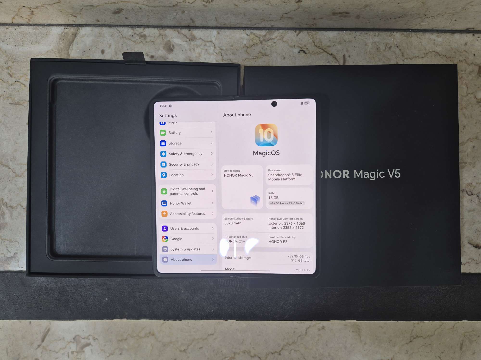 Honor Magic V5 16gb/512gb - Image 1