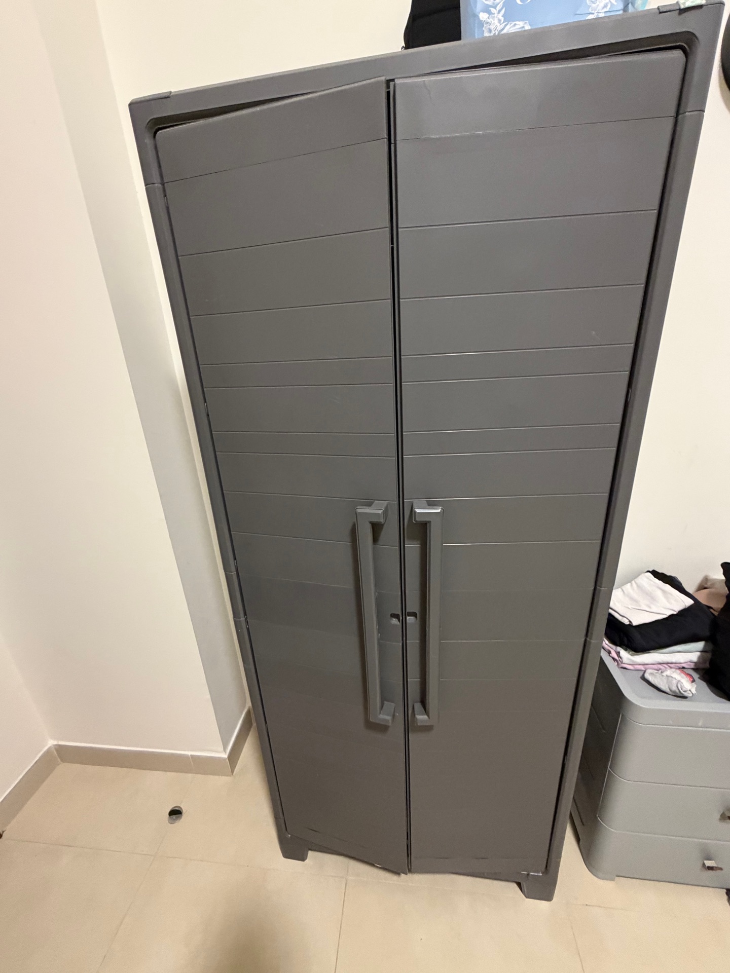 Furniture, appliances, gaming setup, bikes & storage items for sale - Image 7