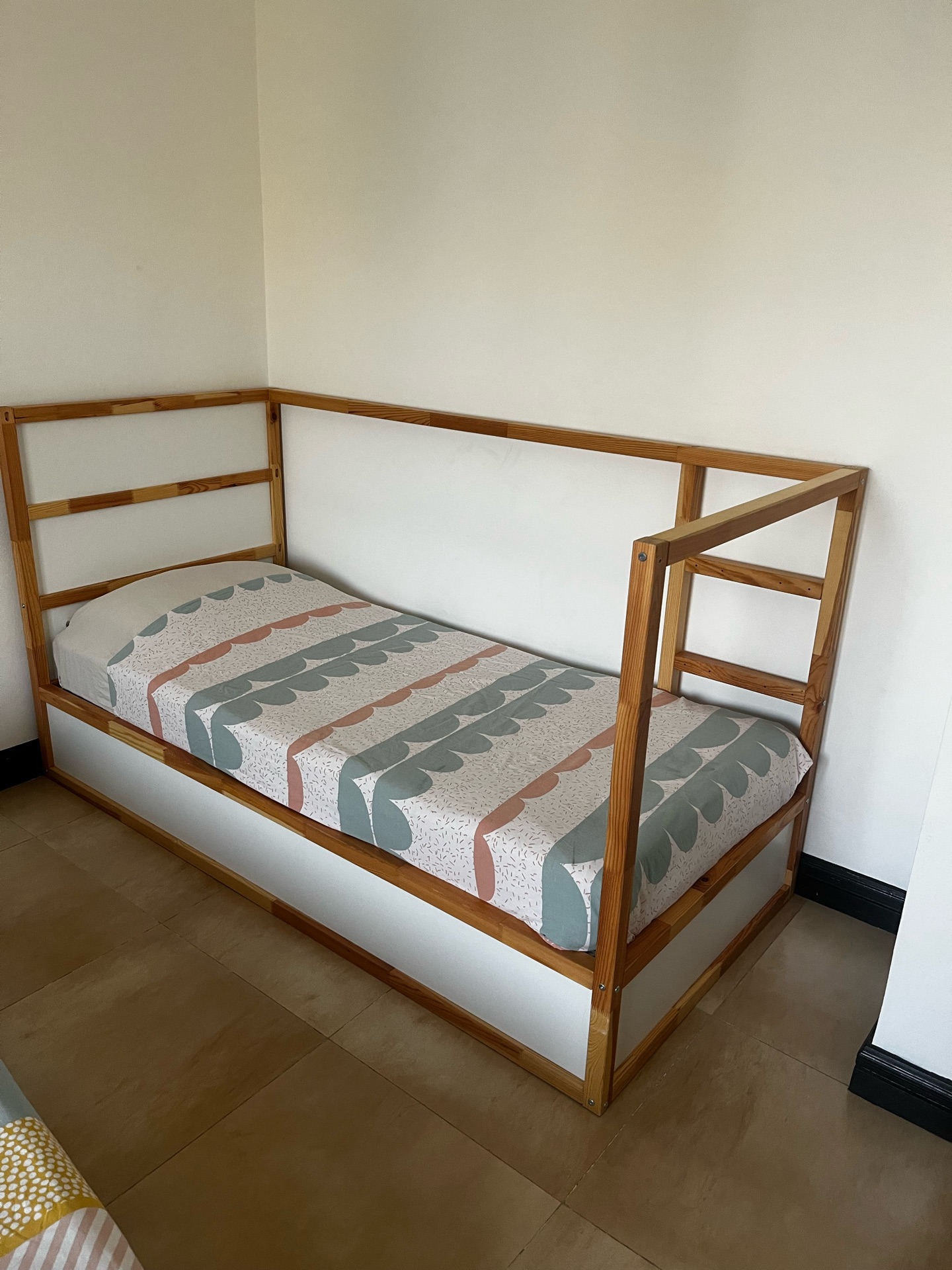 kids bed IKEA KURA and mattress. - Image 1