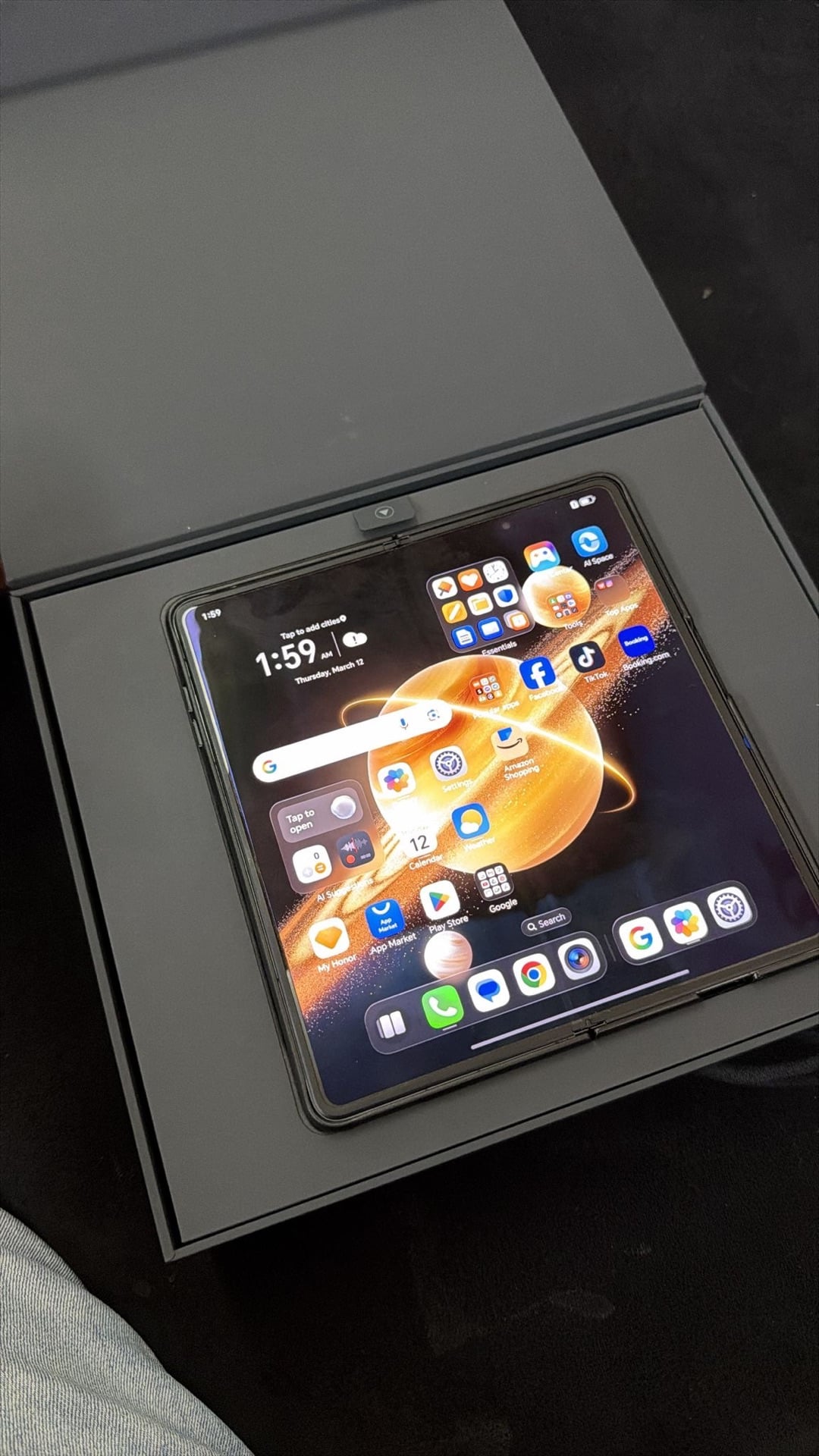 HONOR Magic V3 - Image 1